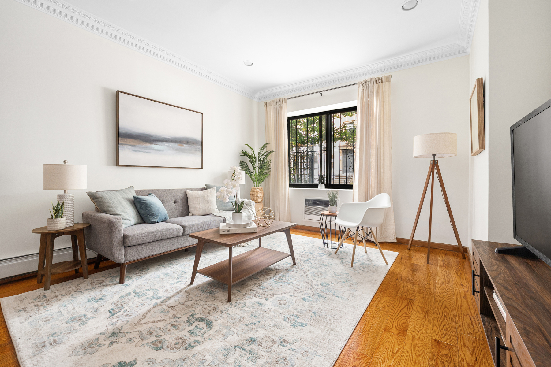 10 E 129th Street TH