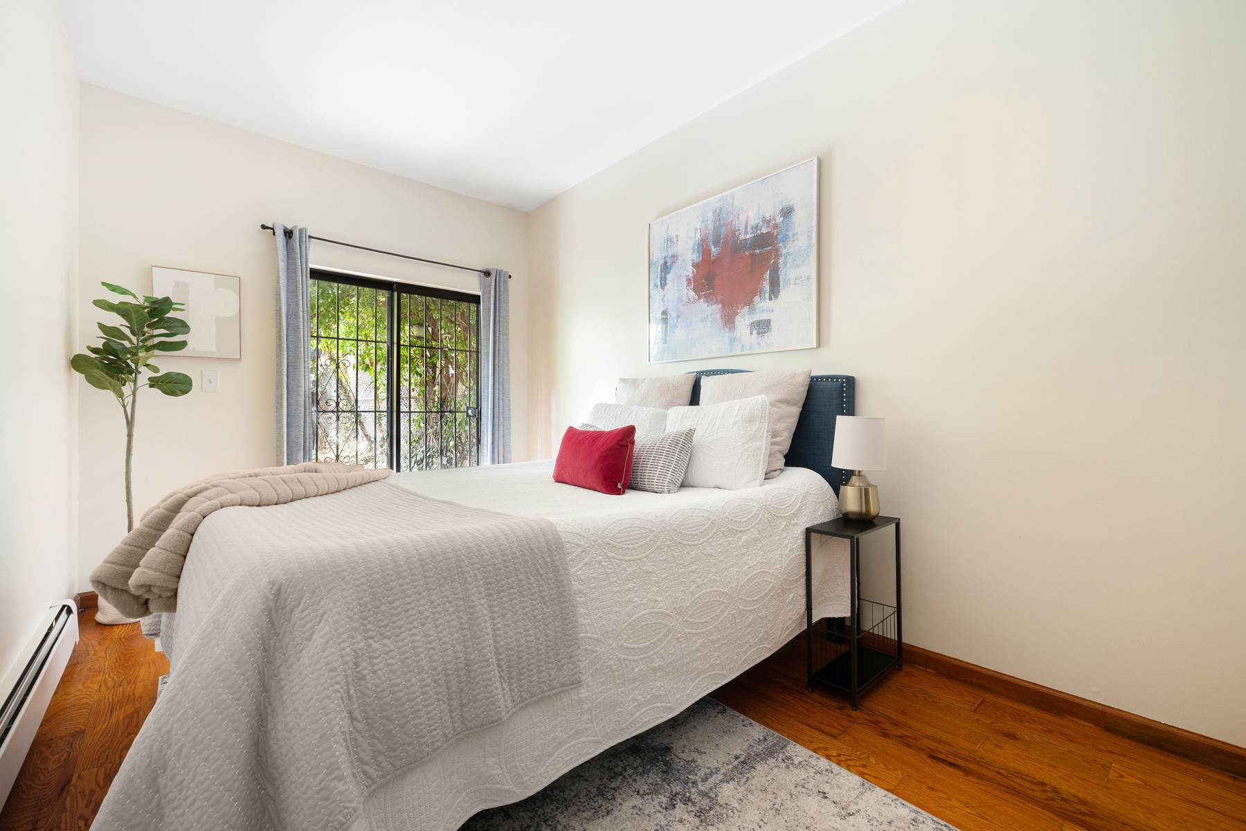 10 E 129th Street TH