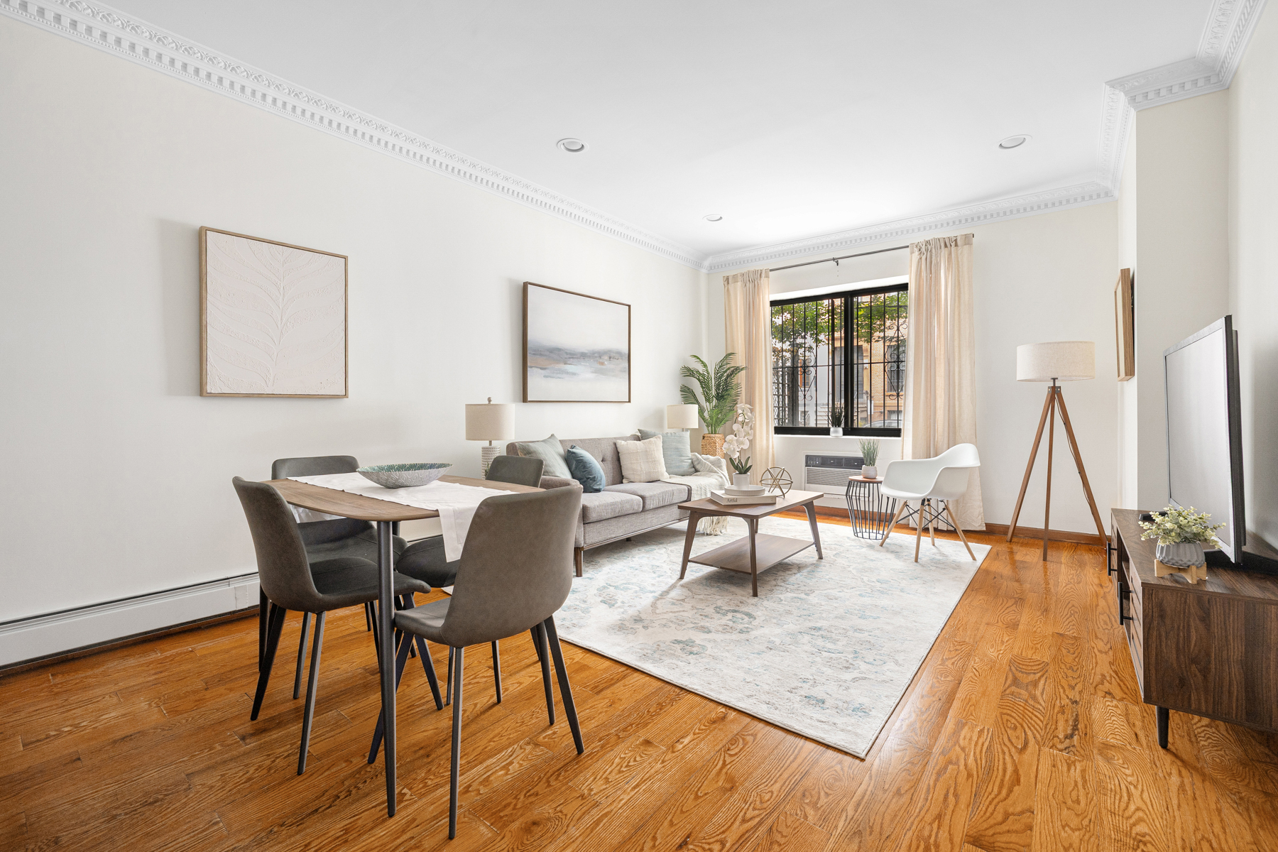 10 E 129th Street TH