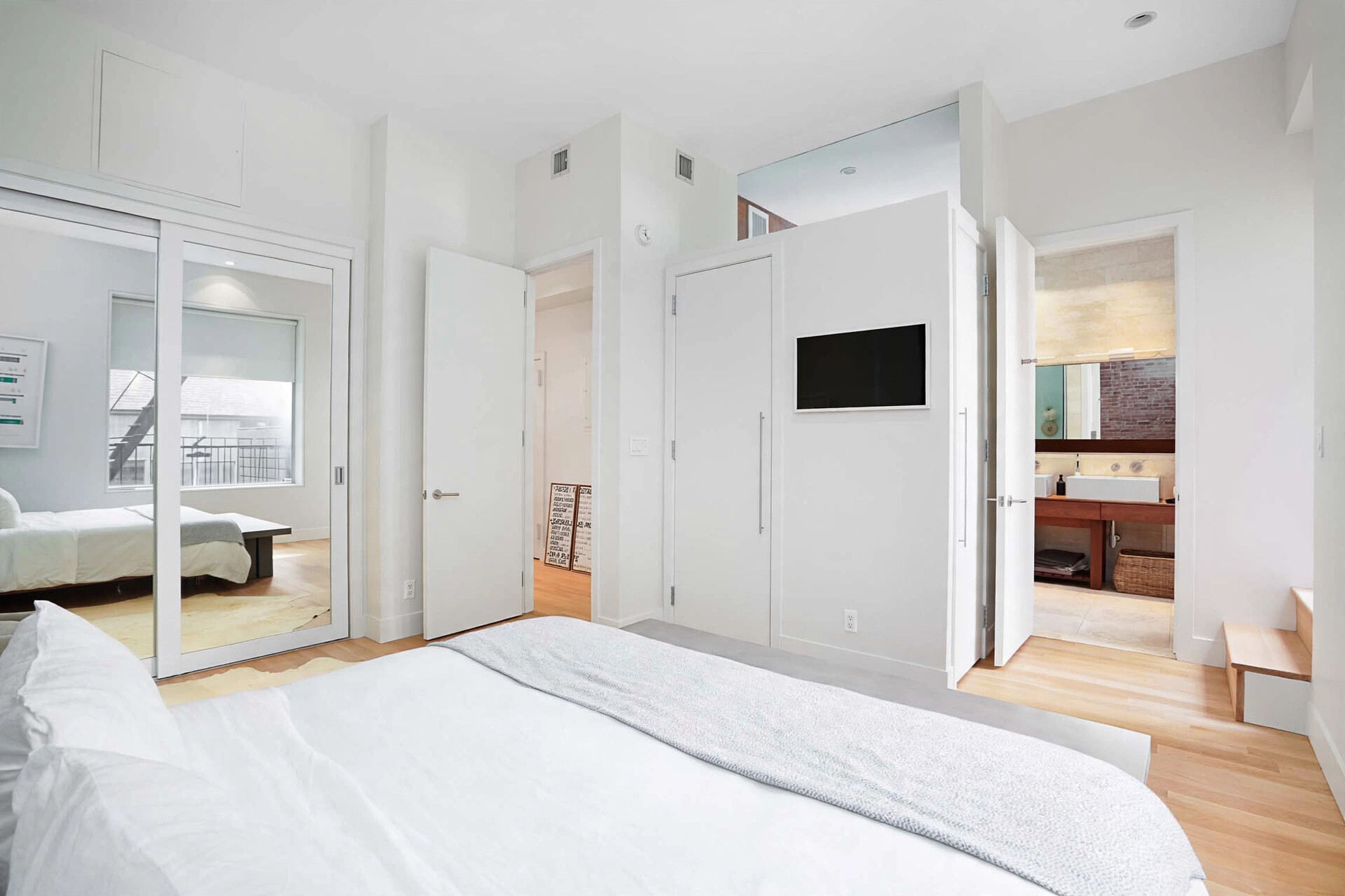35 W 20th Street 3