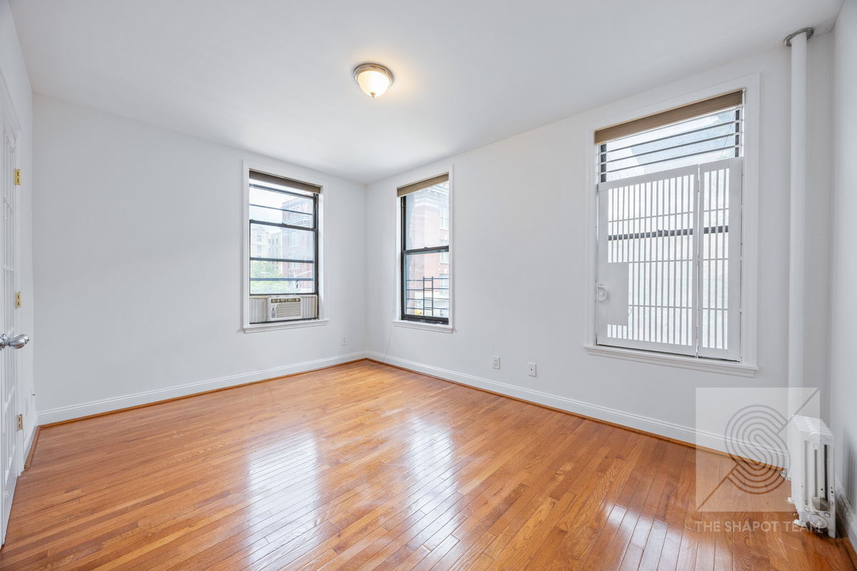 160 Wadsworth Avenue 307
