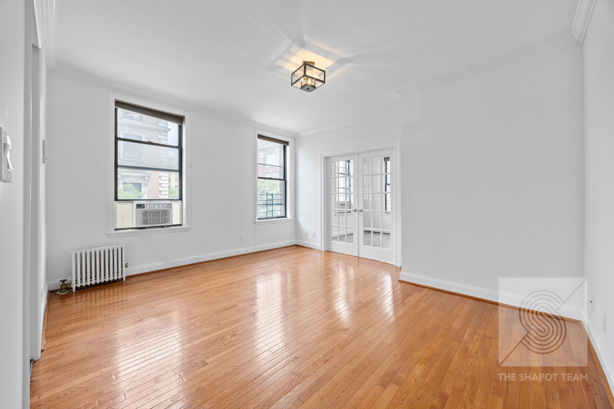 160 Wadsworth Avenue 307