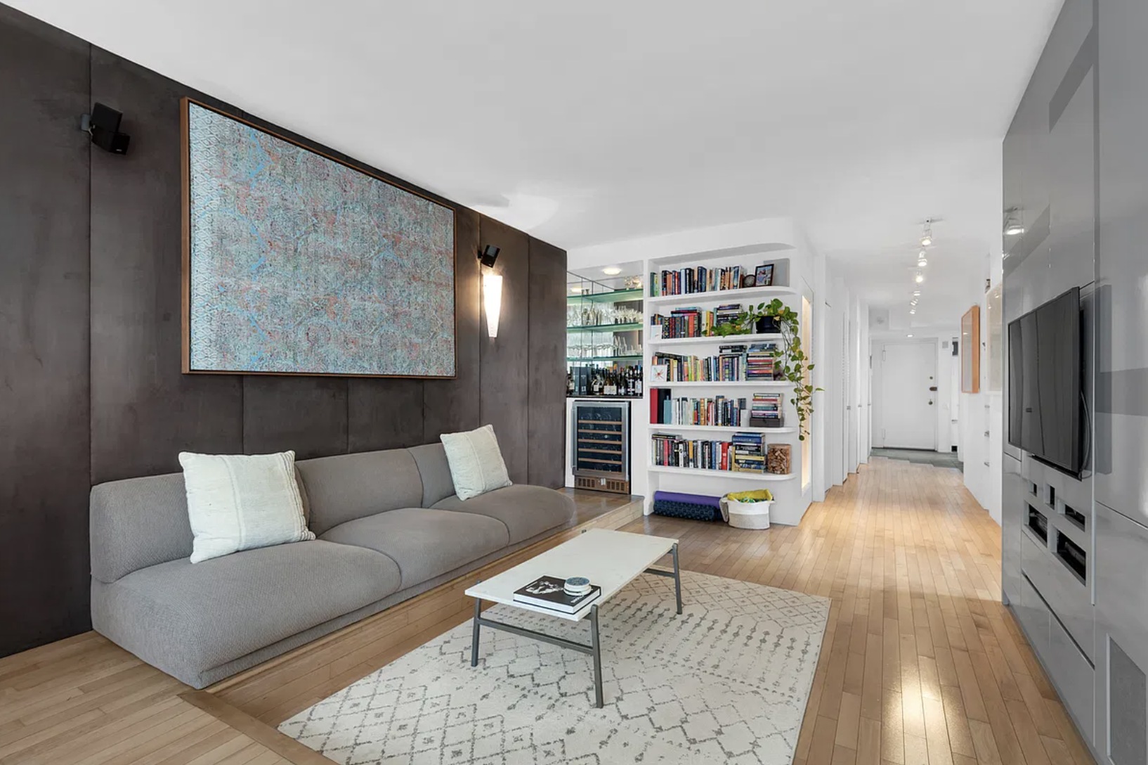 159 W 53rd Street 36h New York City Ny Us 10019 Rls20122184