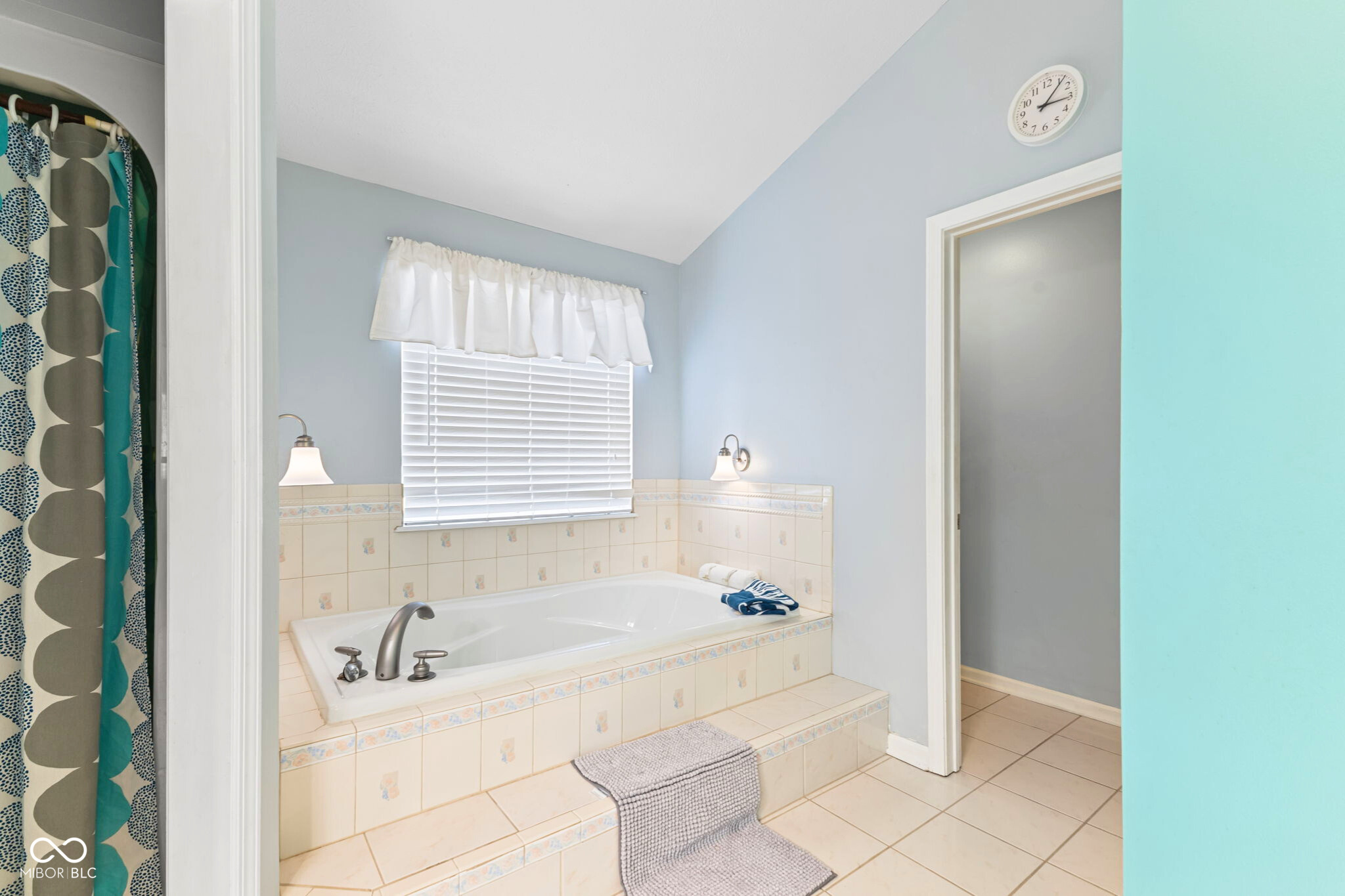 1439 E McKenzie Road