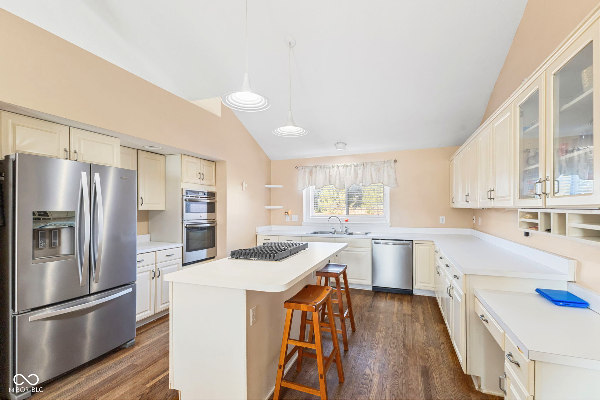 1439 E McKenzie Road