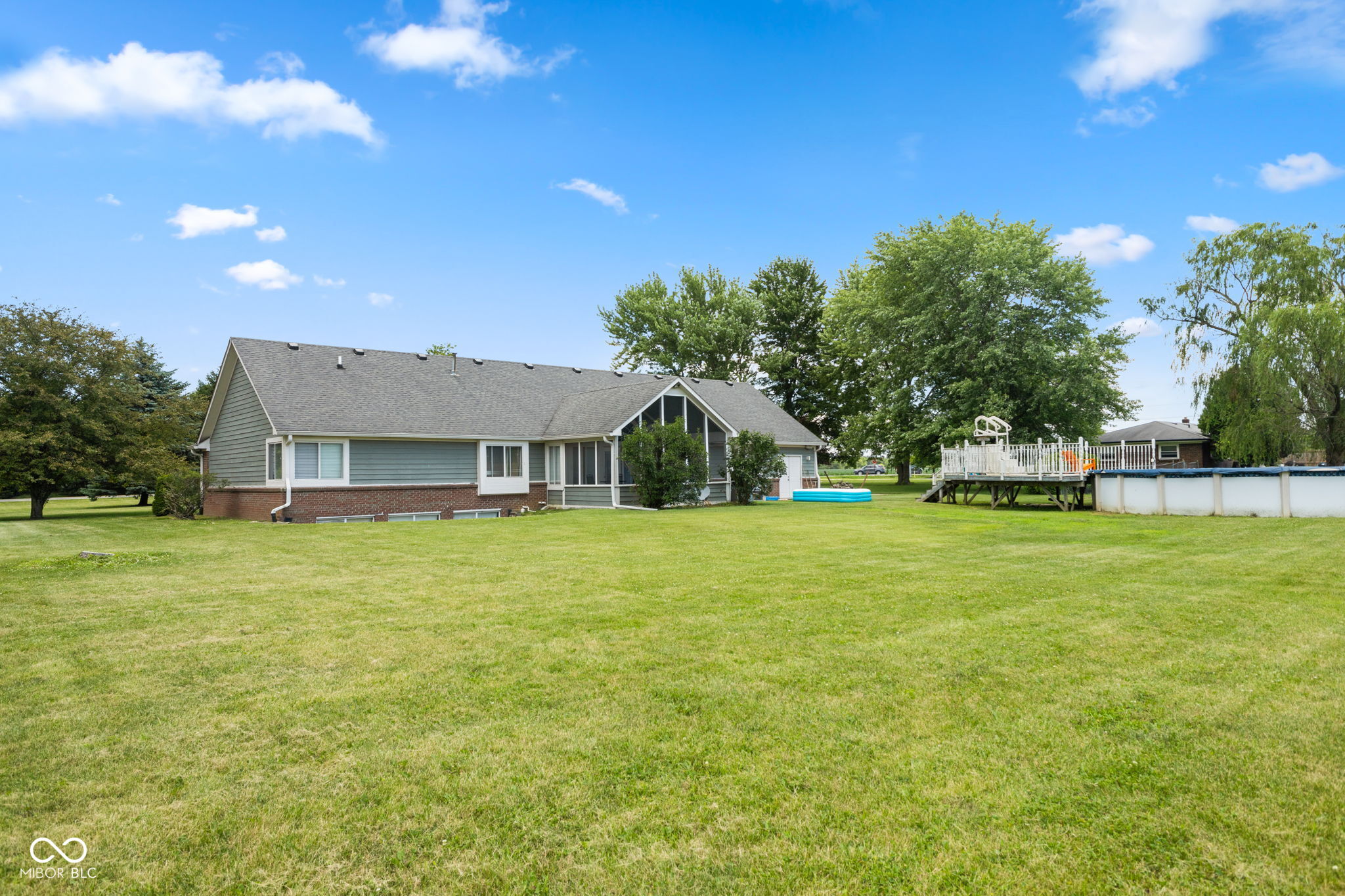 1439 E McKenzie Road