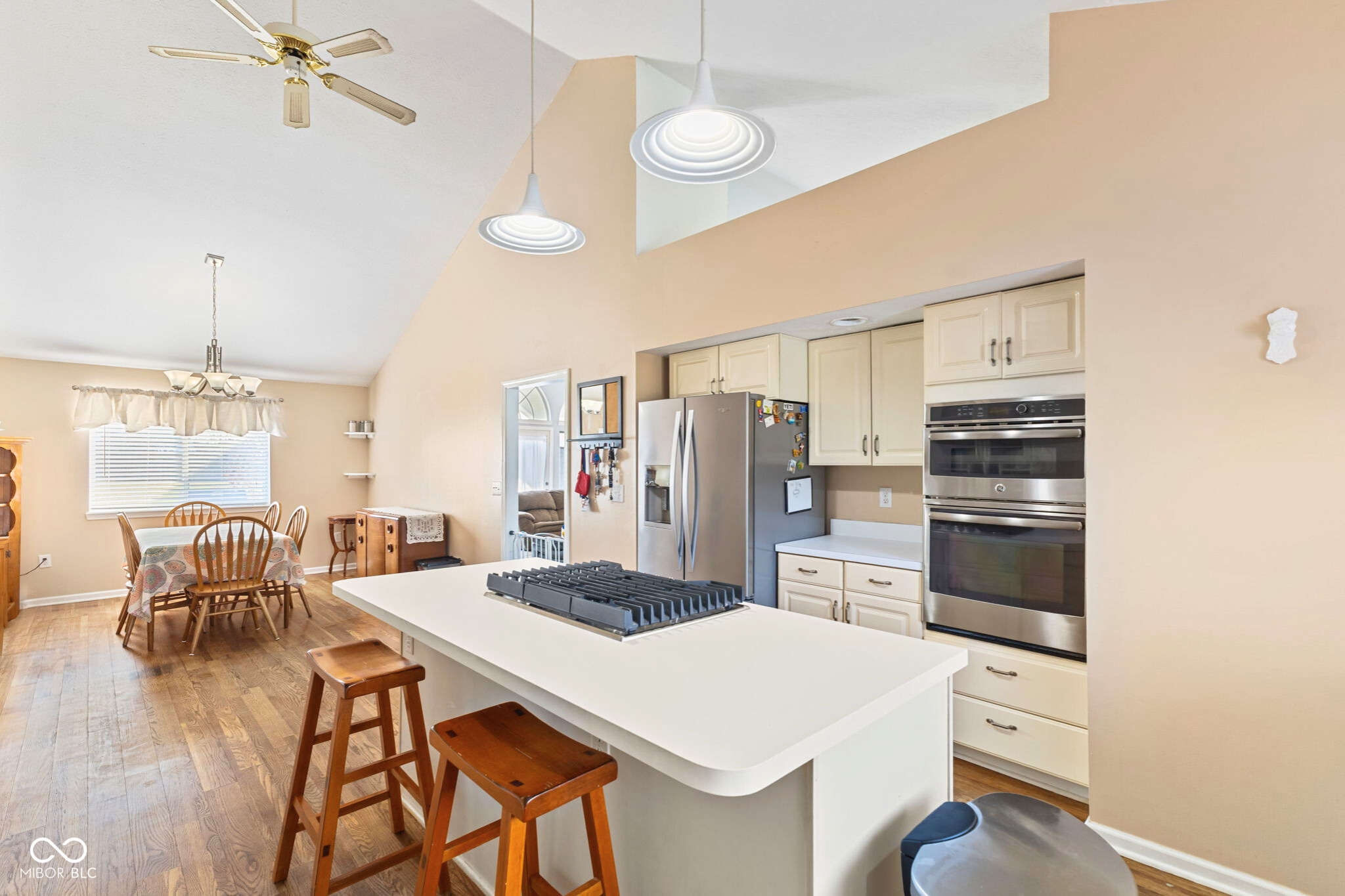 1439 E McKenzie Road