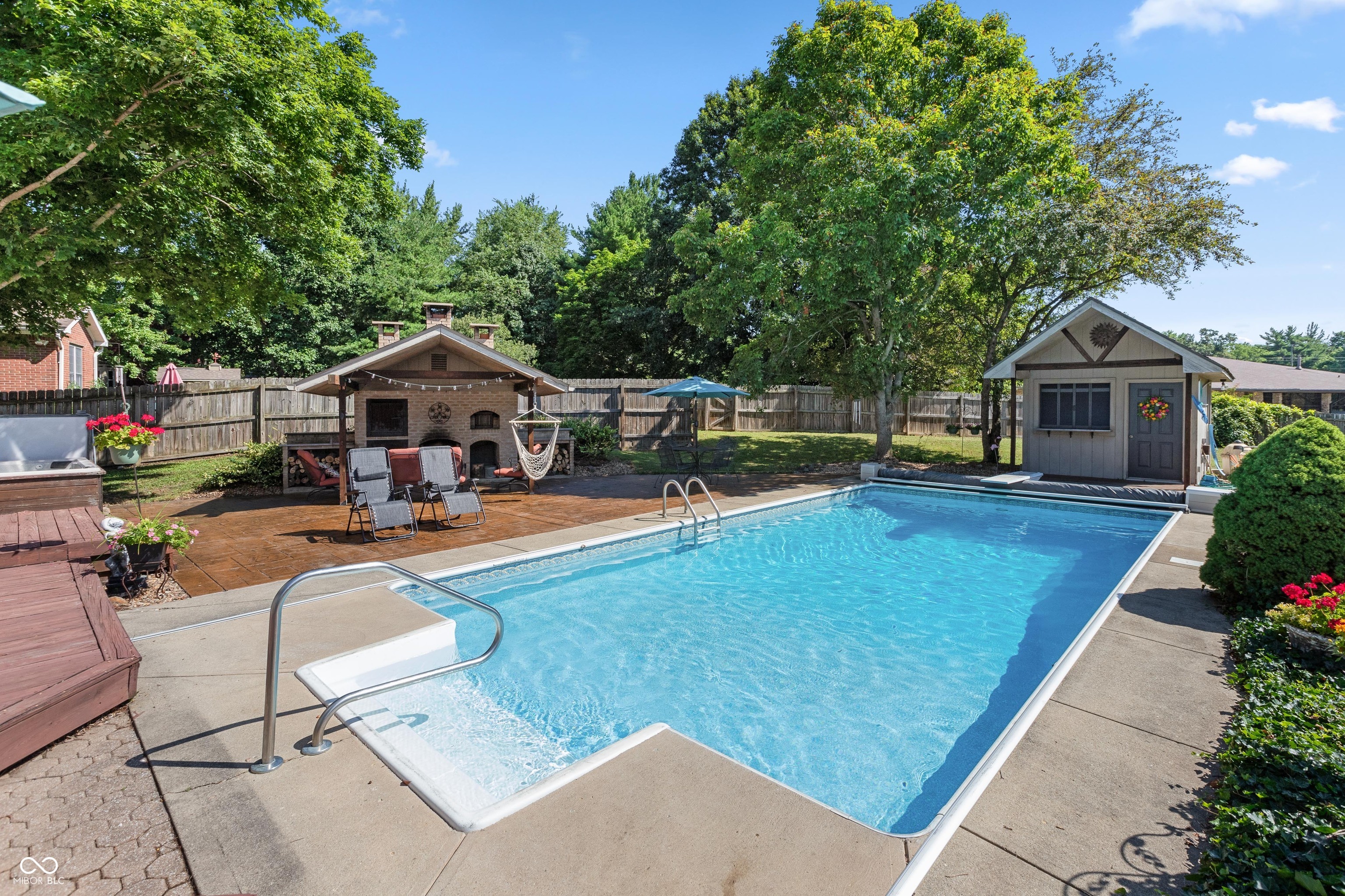 6926 Princess Lane