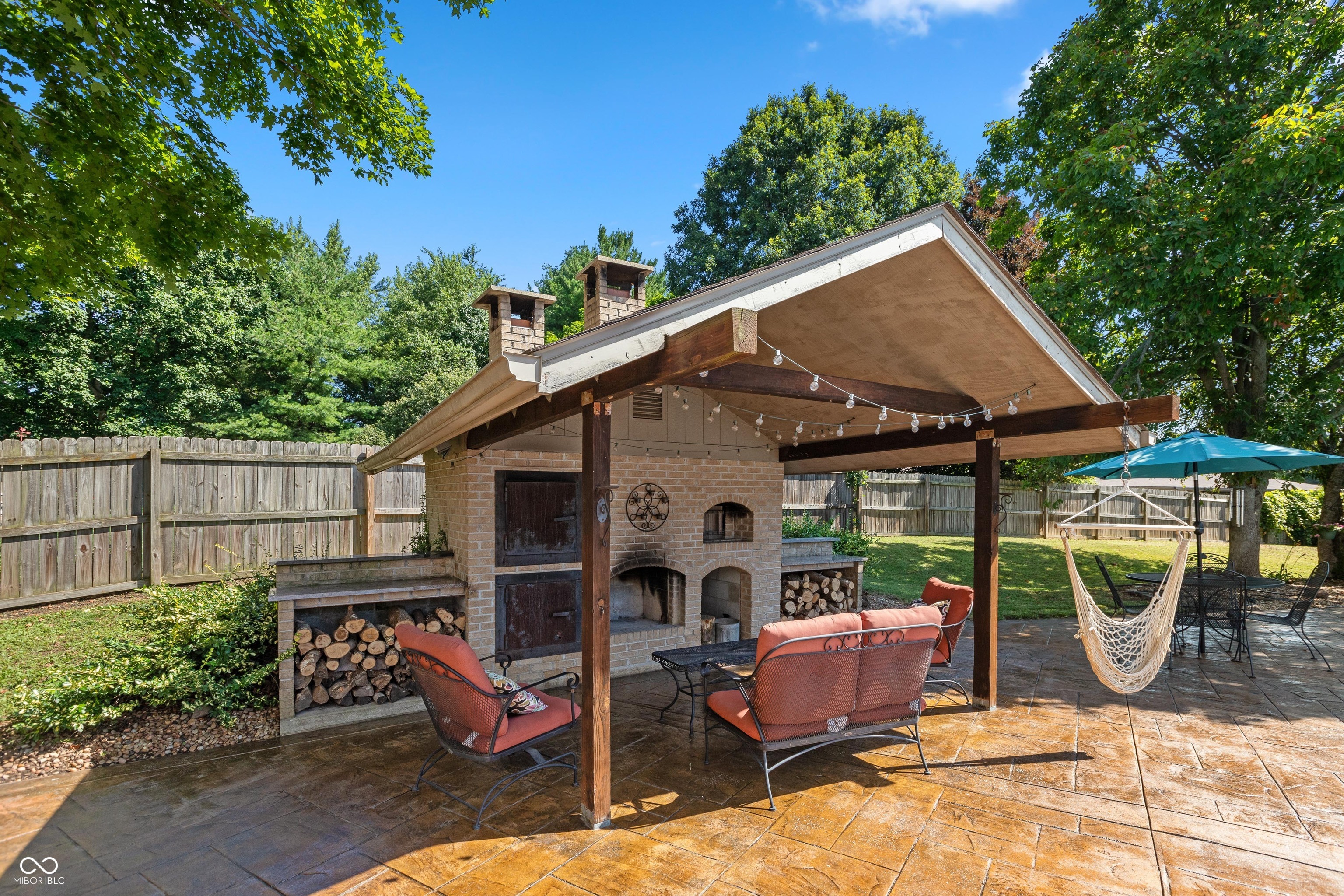 6926 Princess Lane