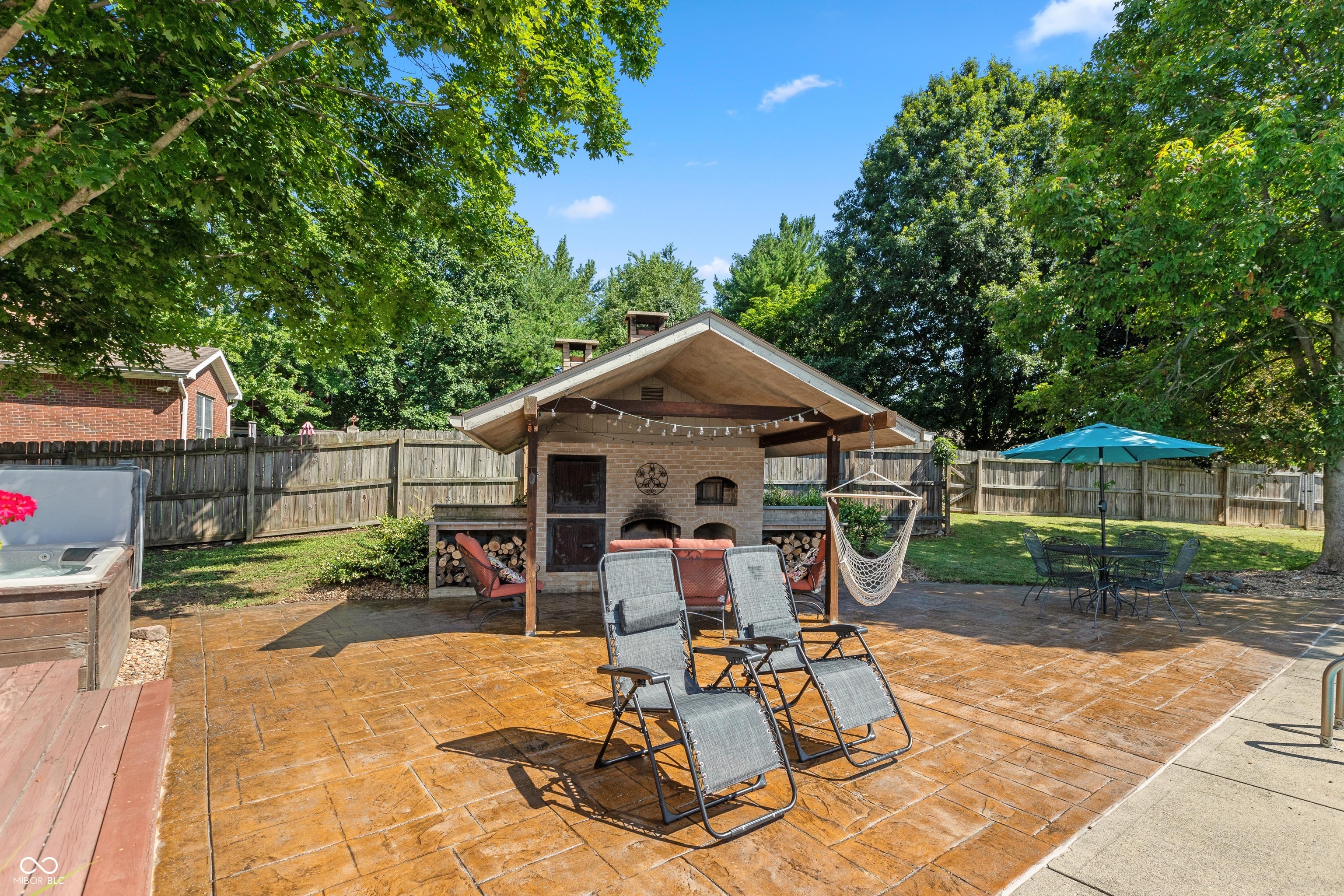 6926 Princess Lane