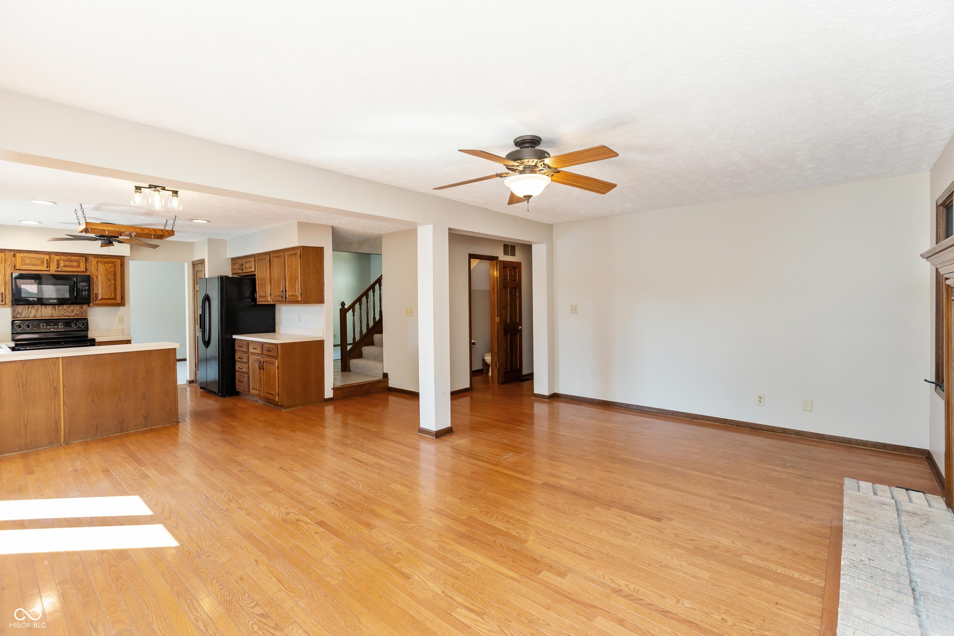 6926 Princess Lane