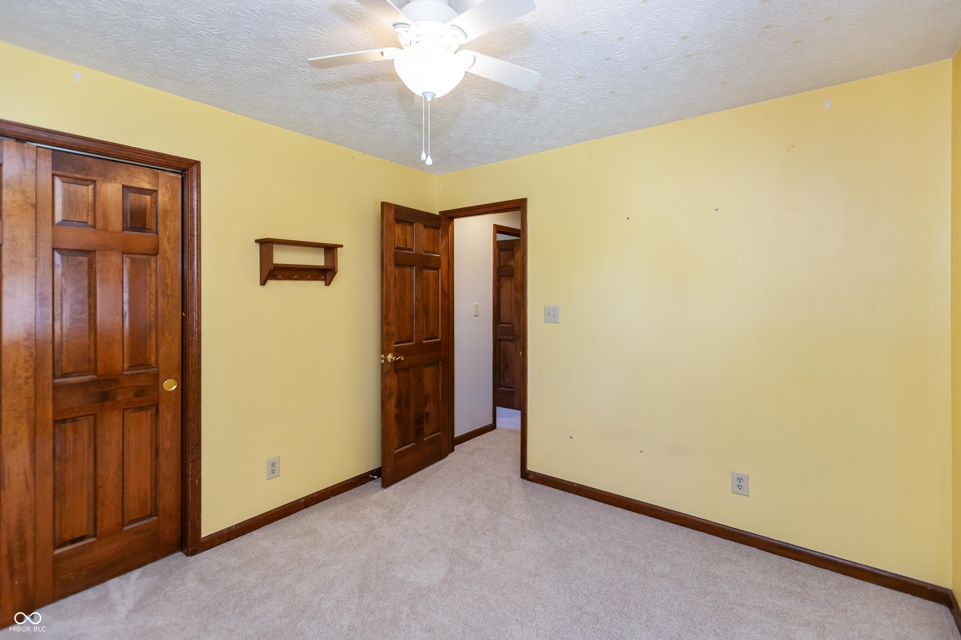 6926 Princess Lane