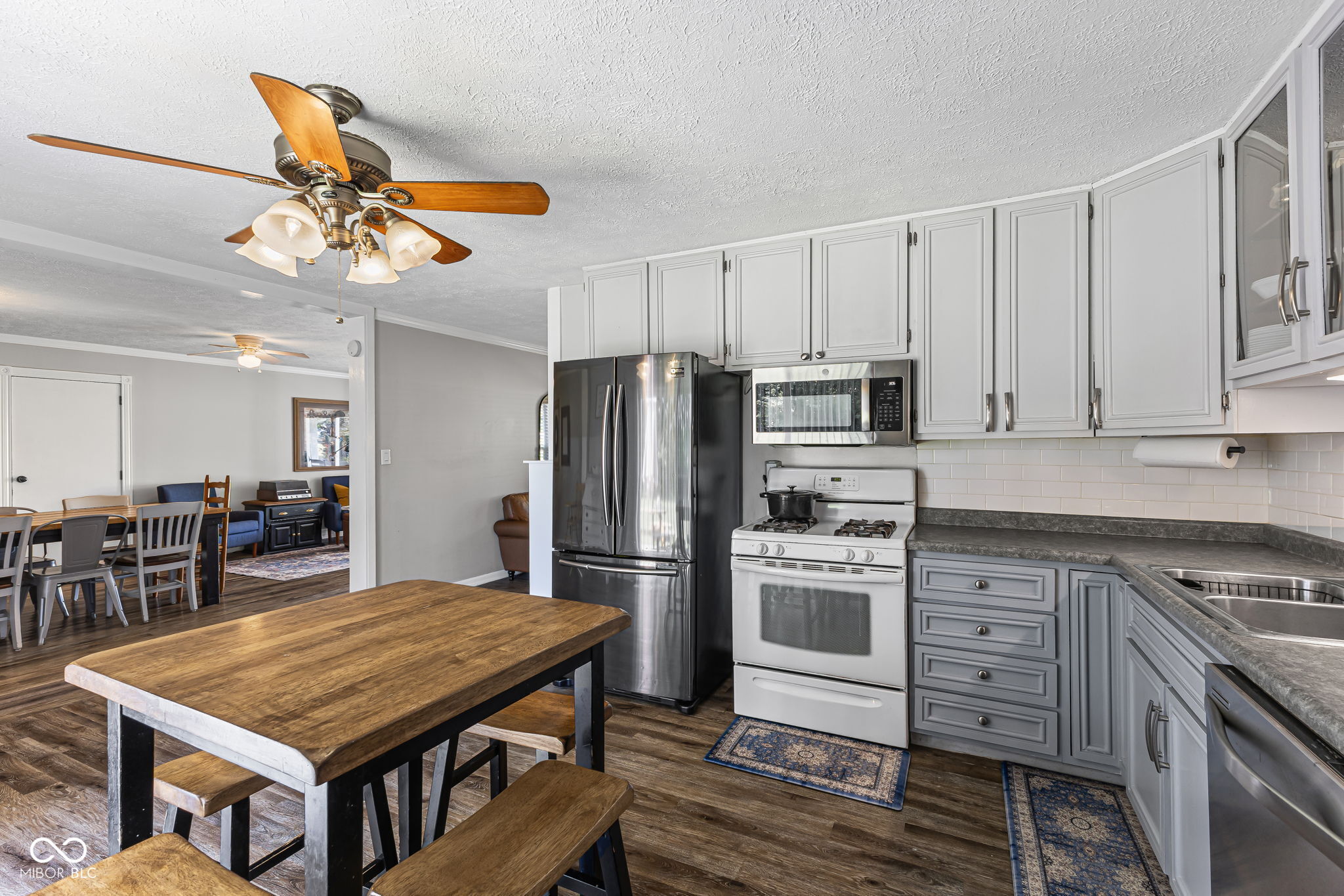 2079 N Centerline Road