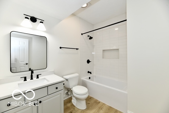 13617 Creekridge Lane