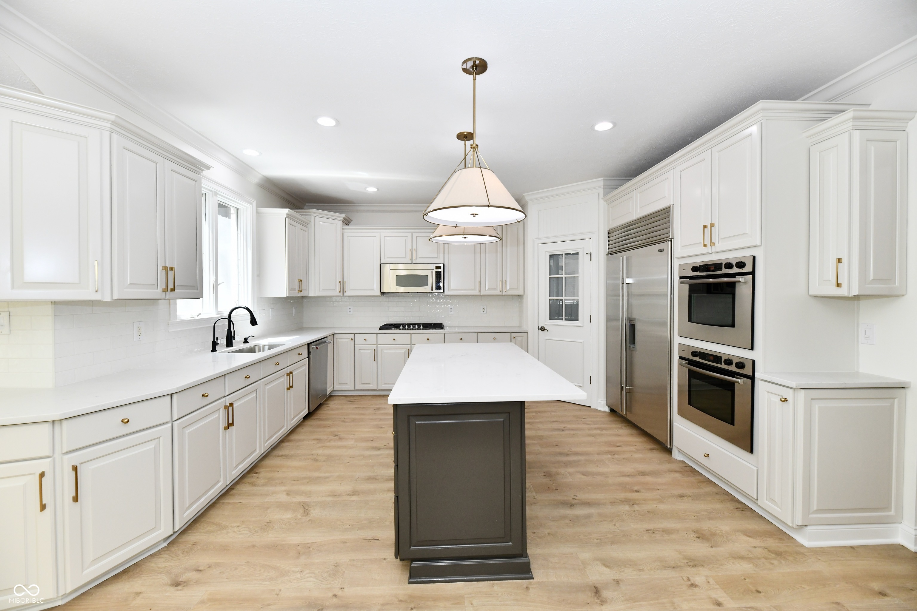 13617 Creekridge Lane