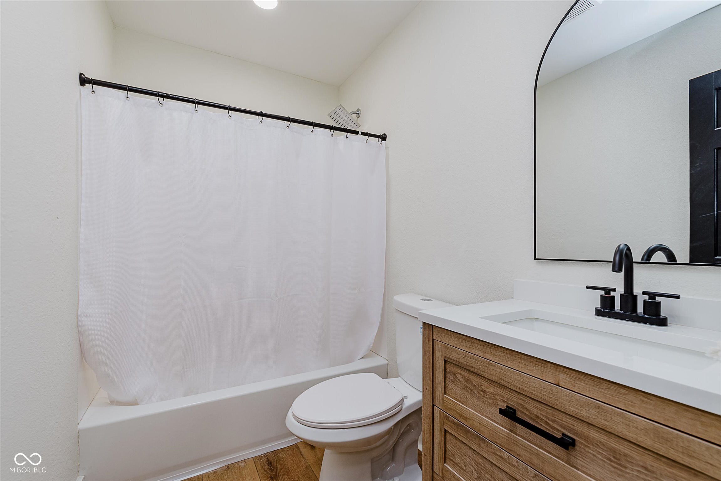 12082 Aldenham Boulevard