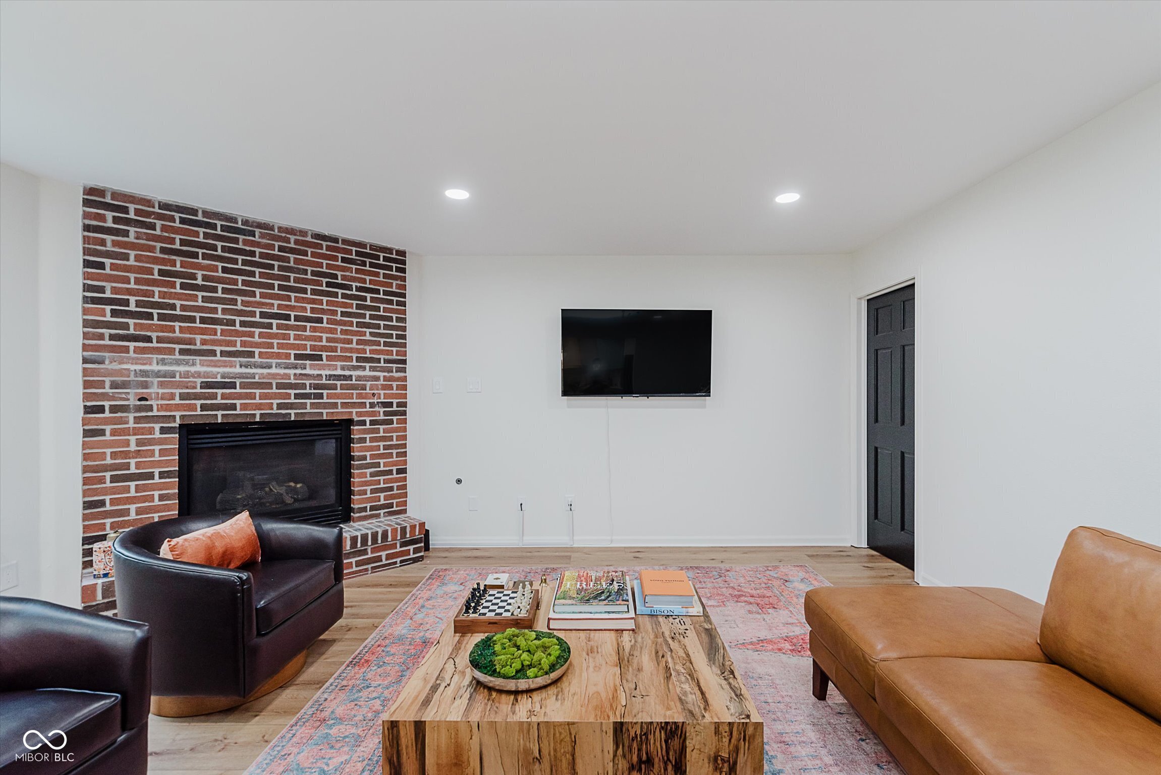 12082 Aldenham Boulevard