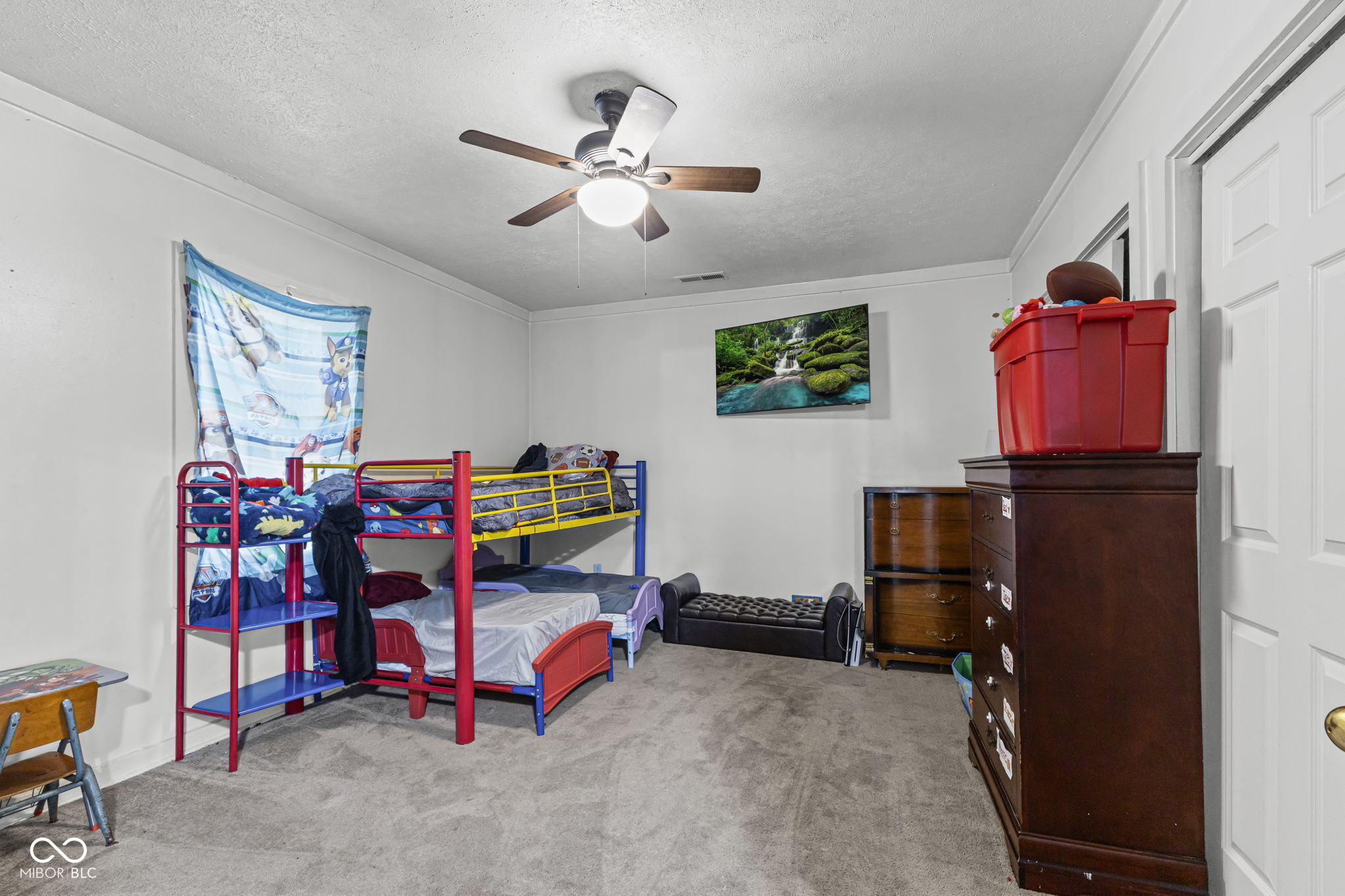 1959 N Graham Avenue