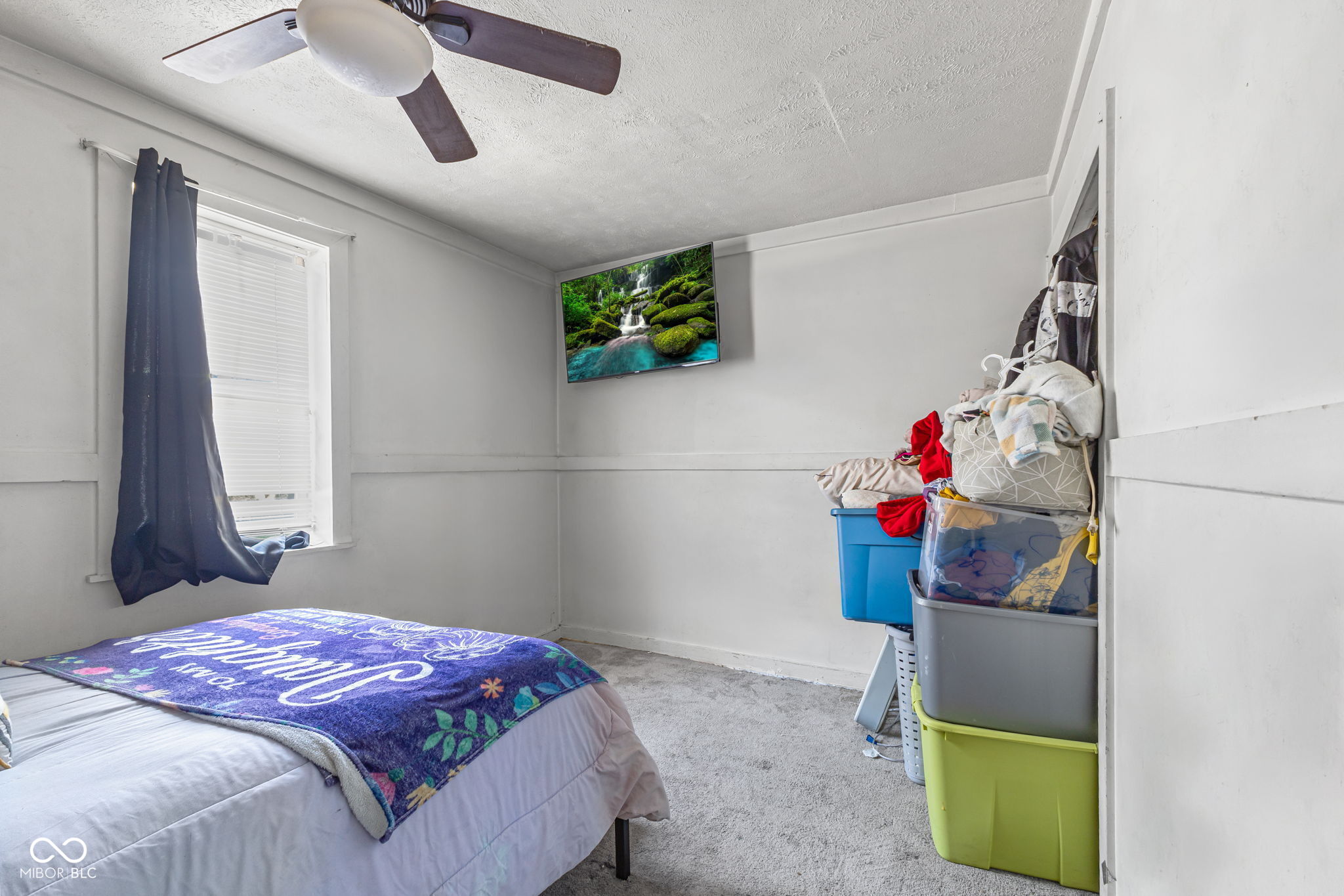 1959 N Graham Avenue