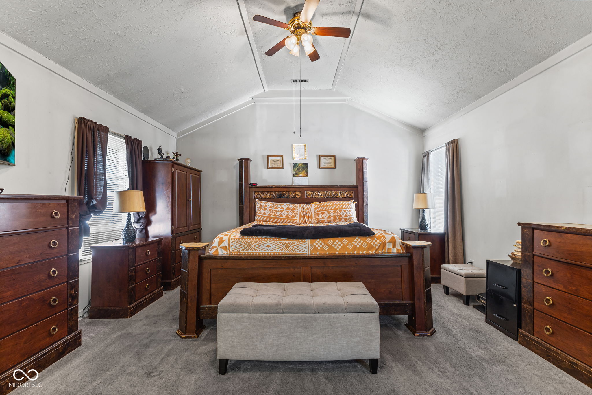 1959 N Graham Avenue