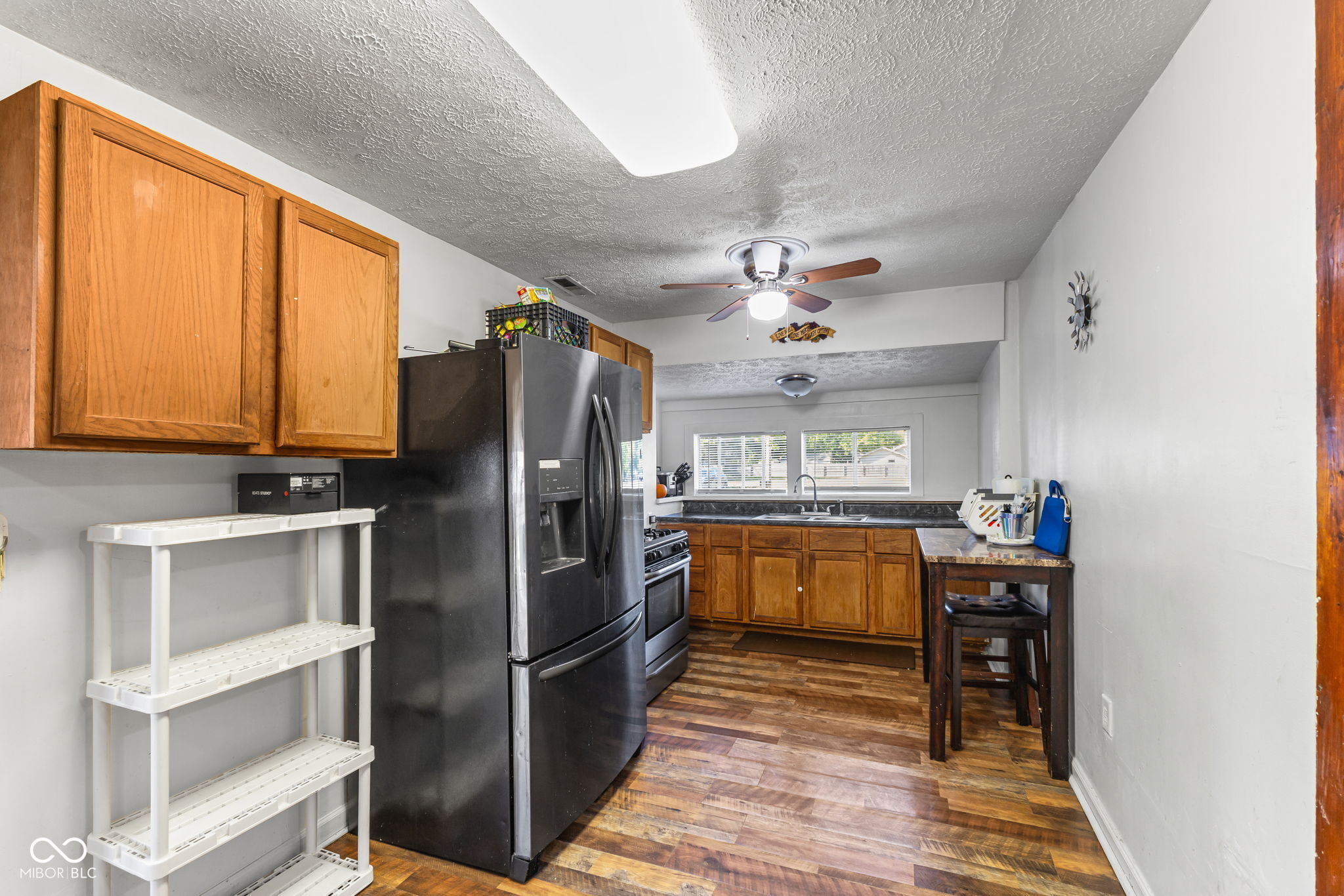 1959 N Graham Avenue