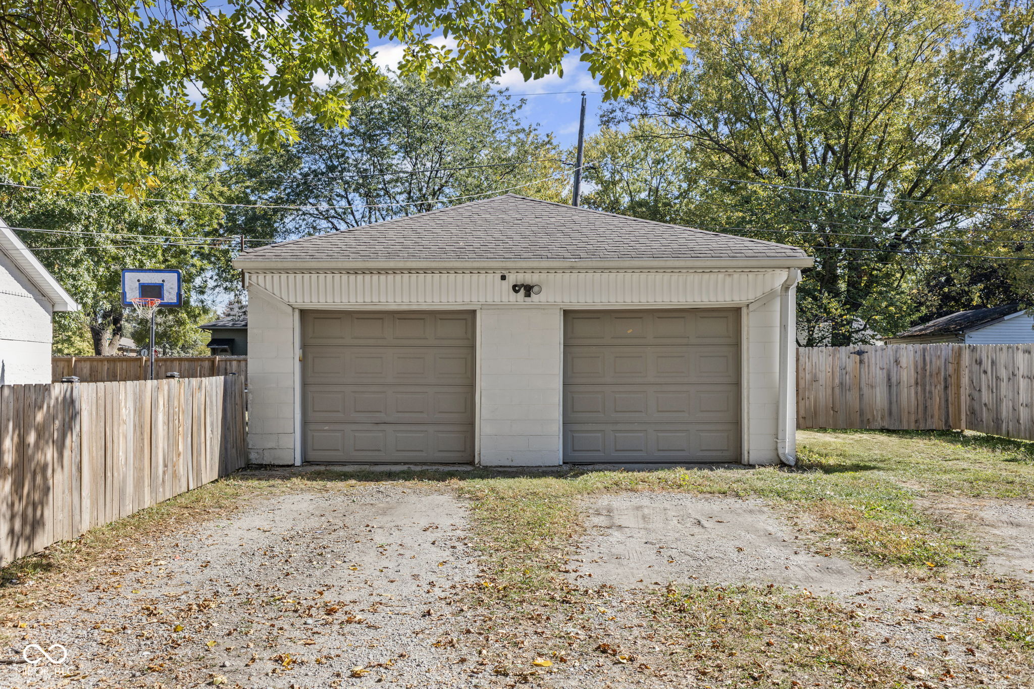 1959 N Graham Avenue