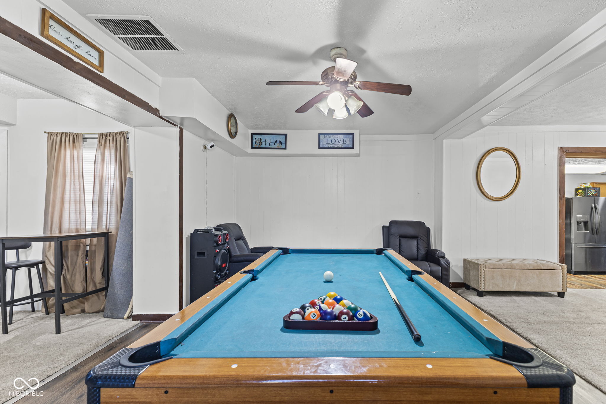 1959 N Graham Avenue