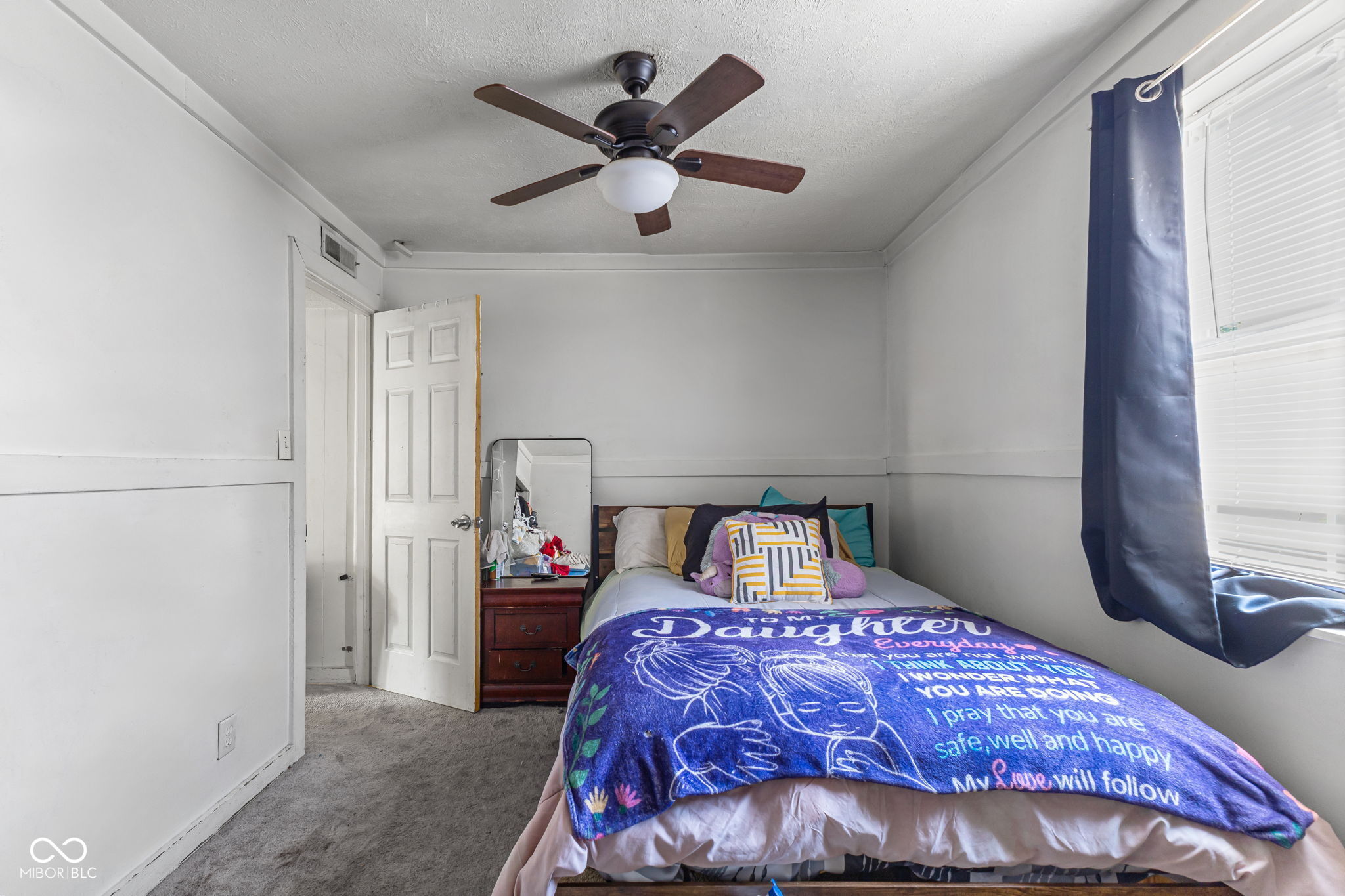 1959 N Graham Avenue