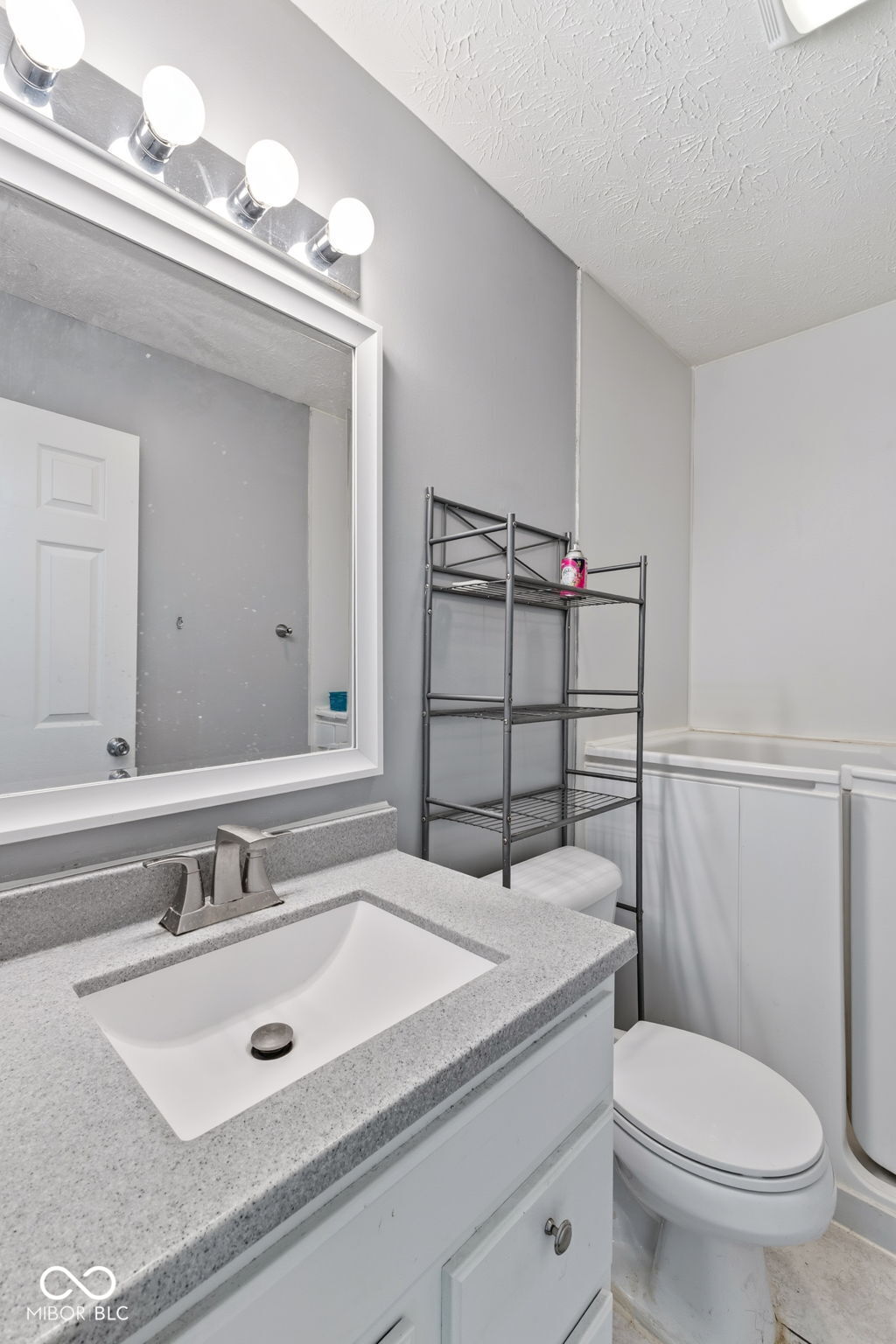 3320 Norwegian Drive