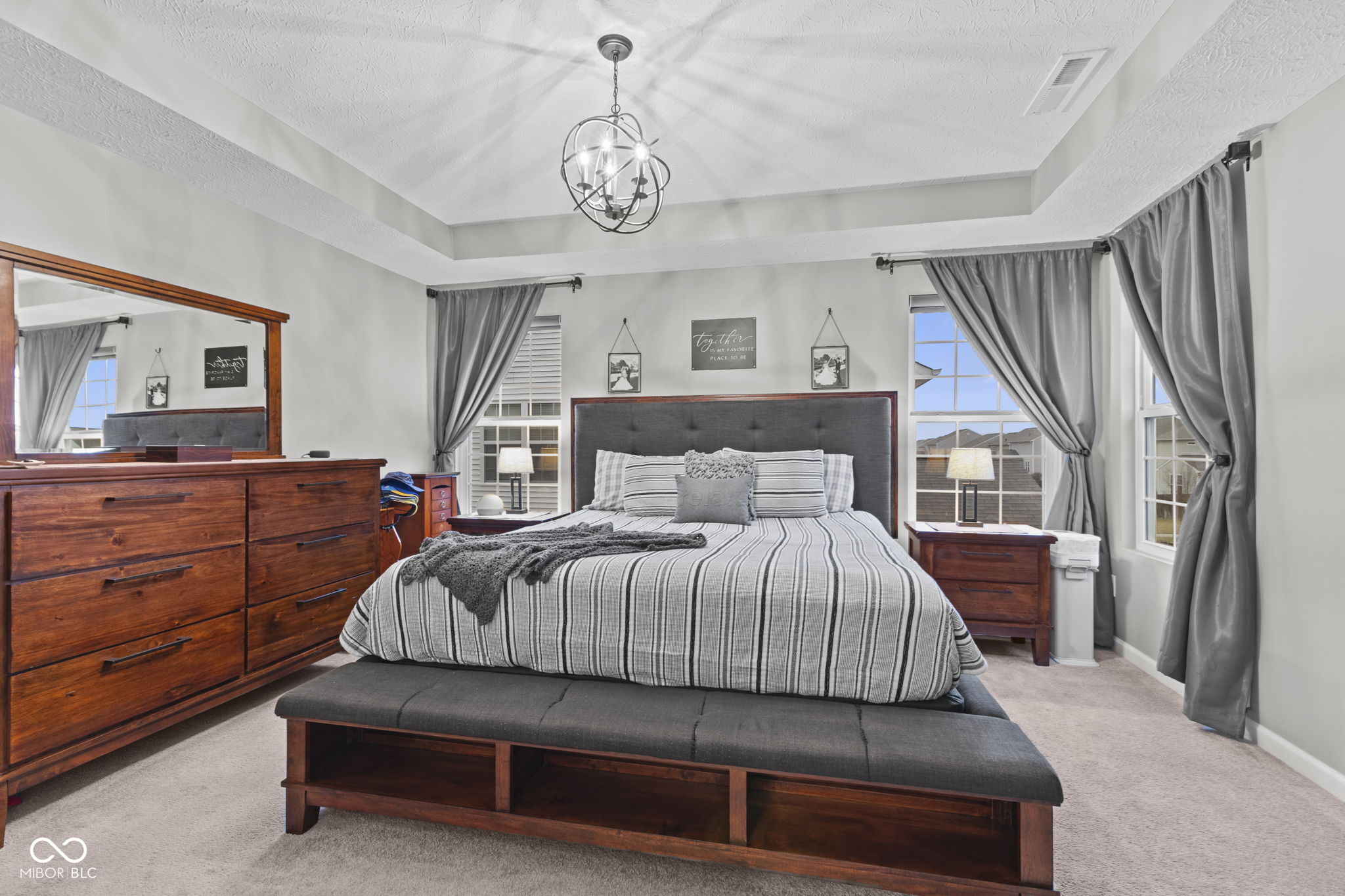 6740 Shooting Star Drive