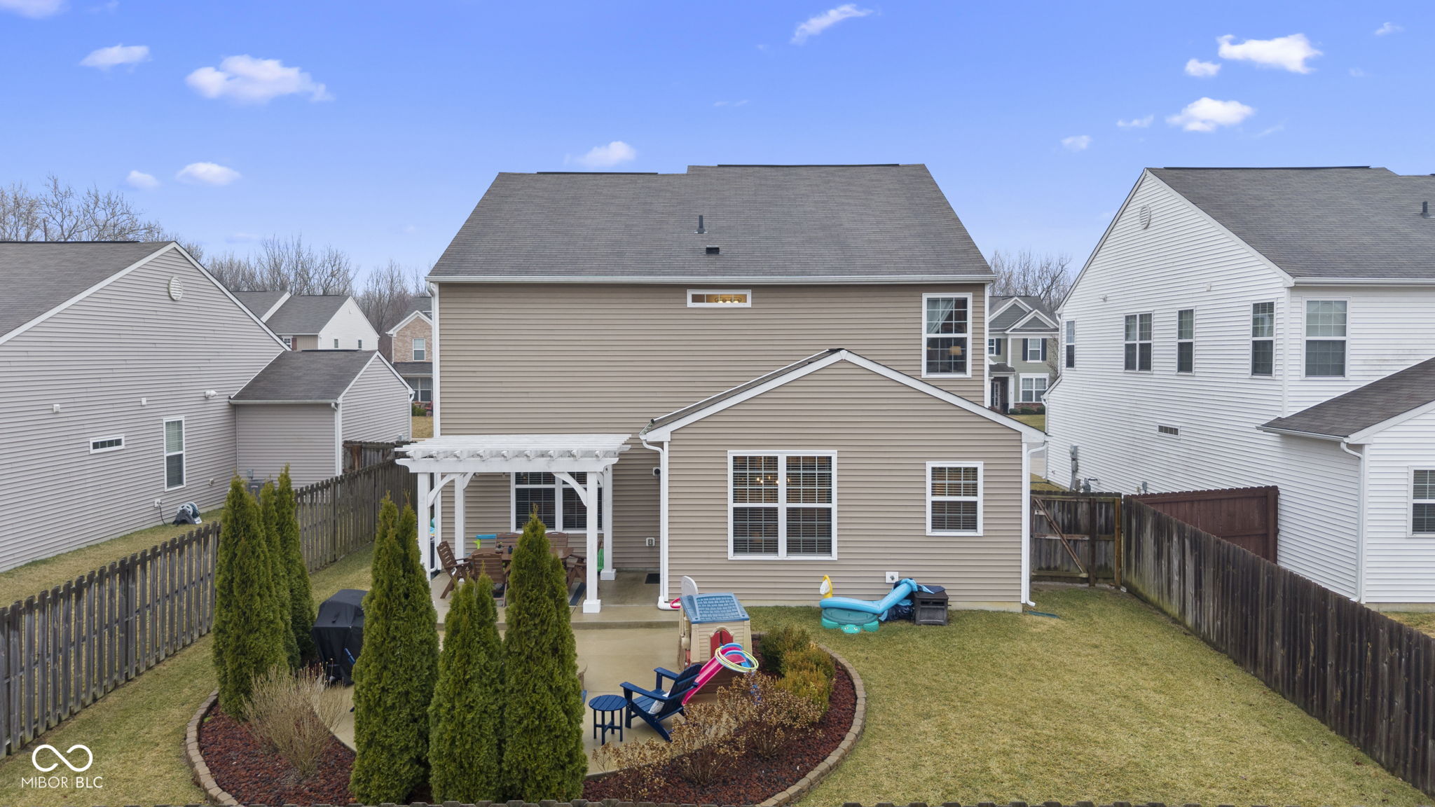 6740 Shooting Star Drive