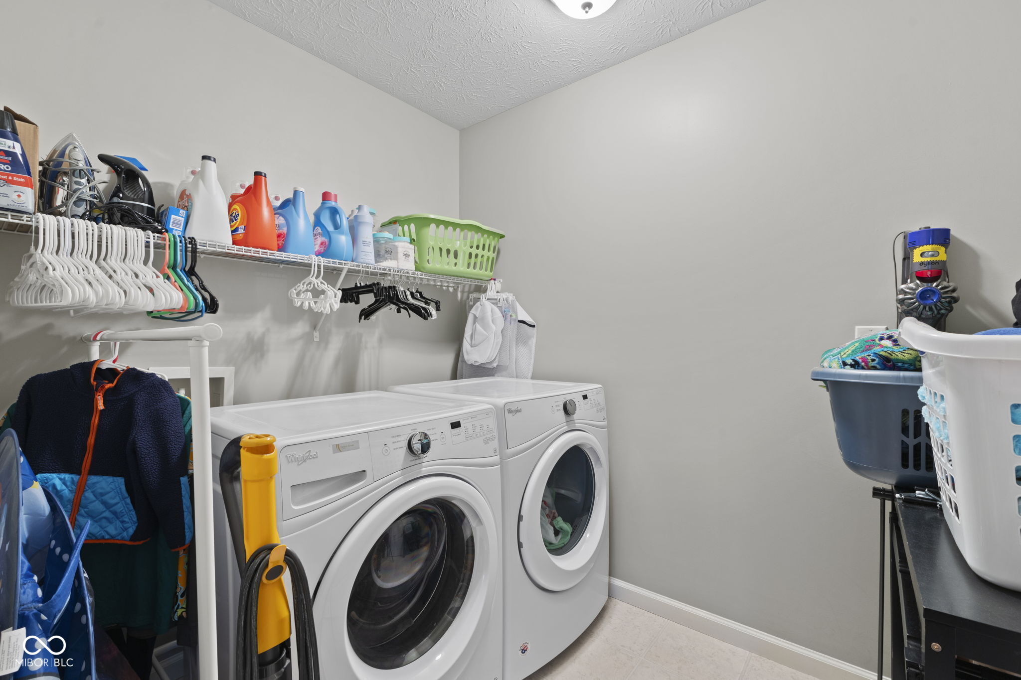 6740 Shooting Star Drive