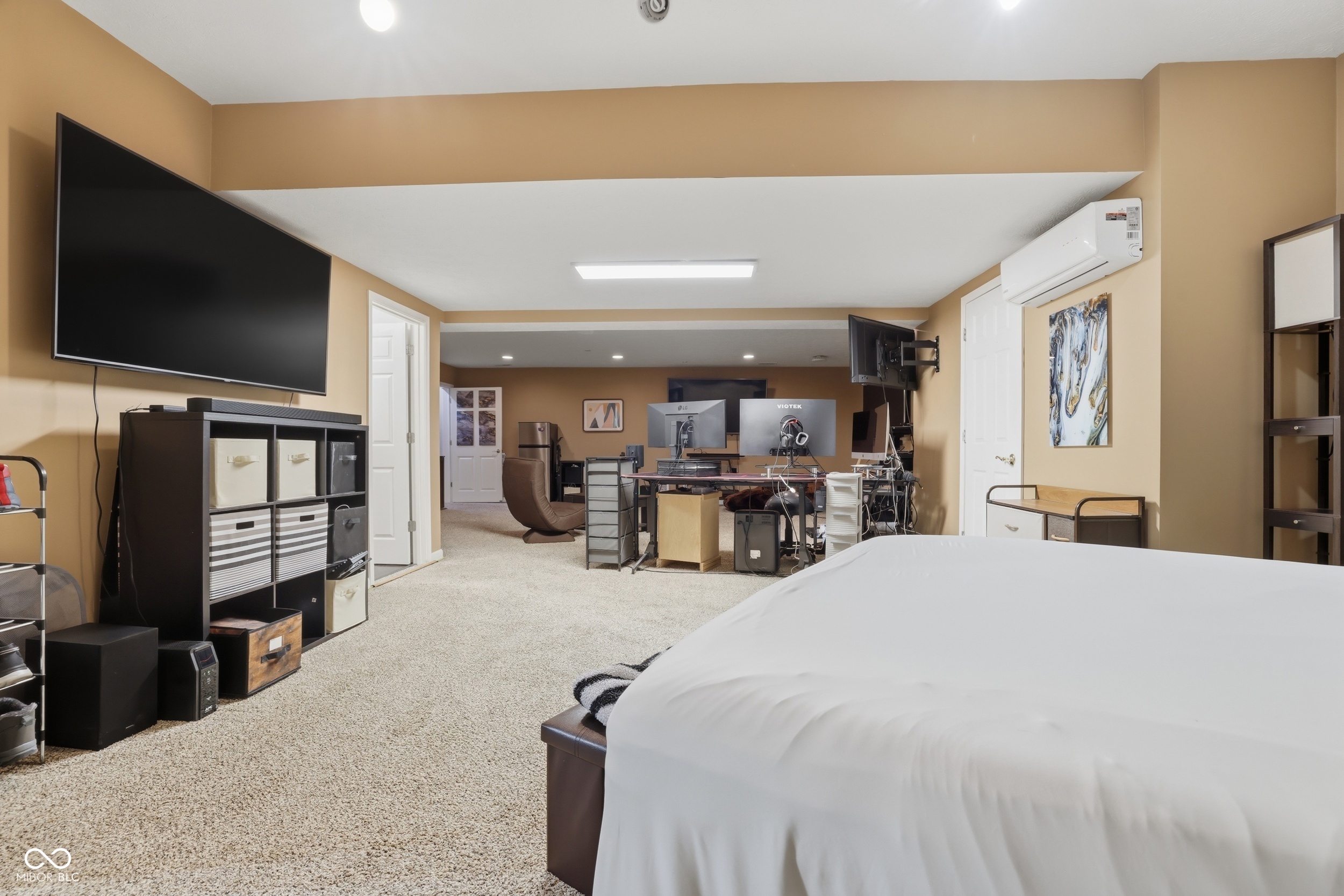 8101 Wellsbrook Drive