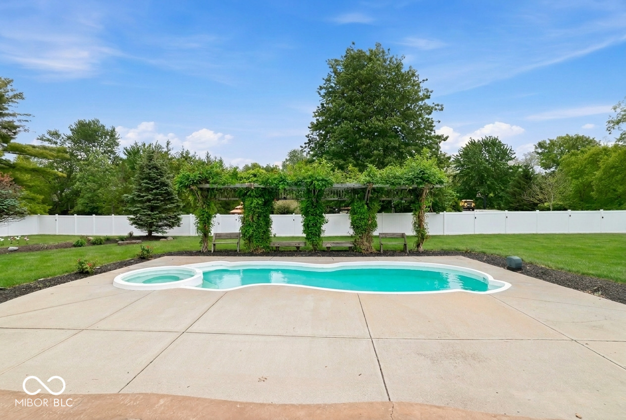 8101 Wellsbrook Drive