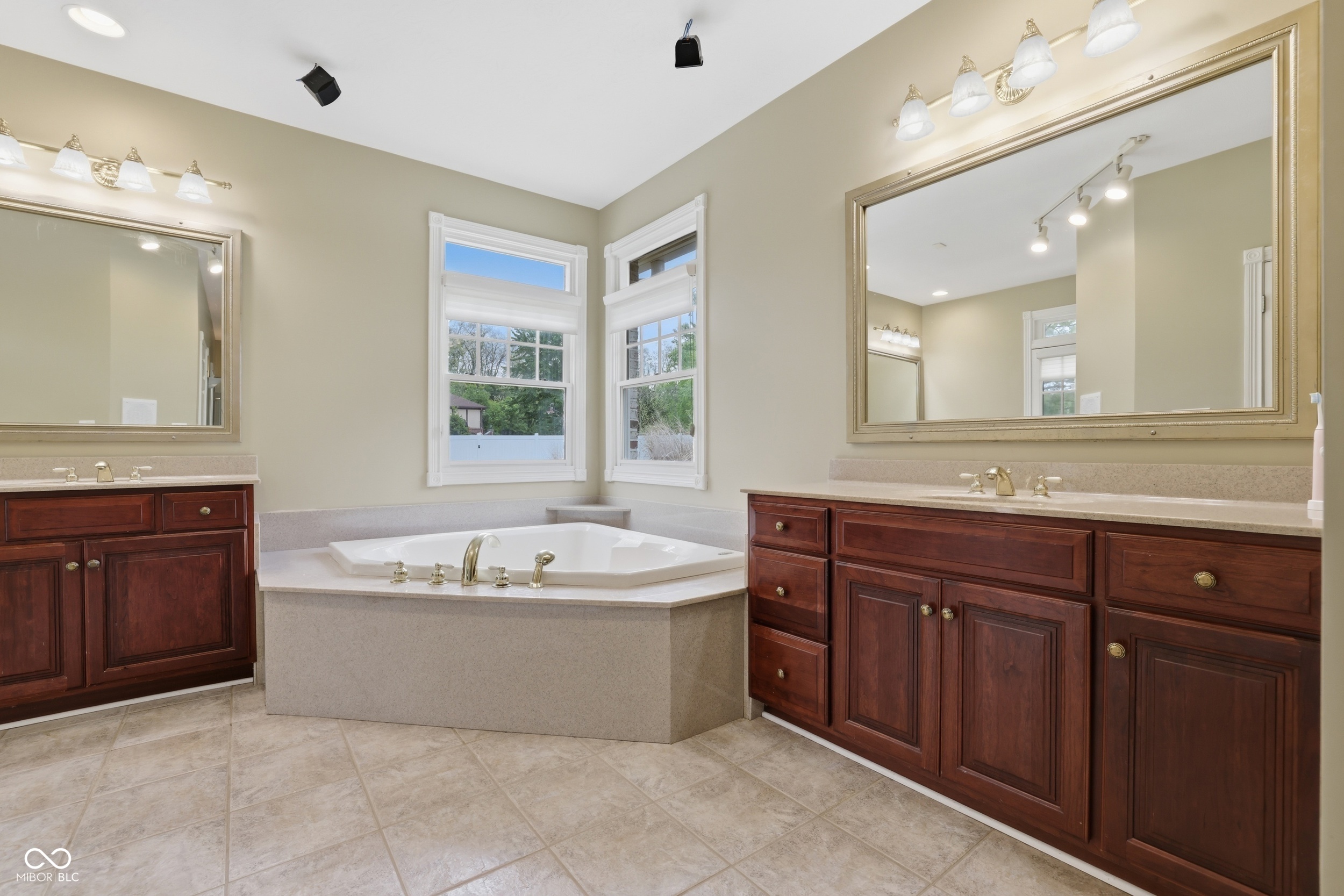 8101 Wellsbrook Drive
