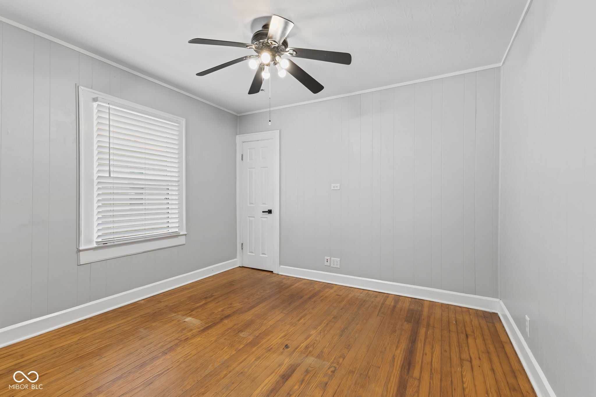 331 N 17th Avenue