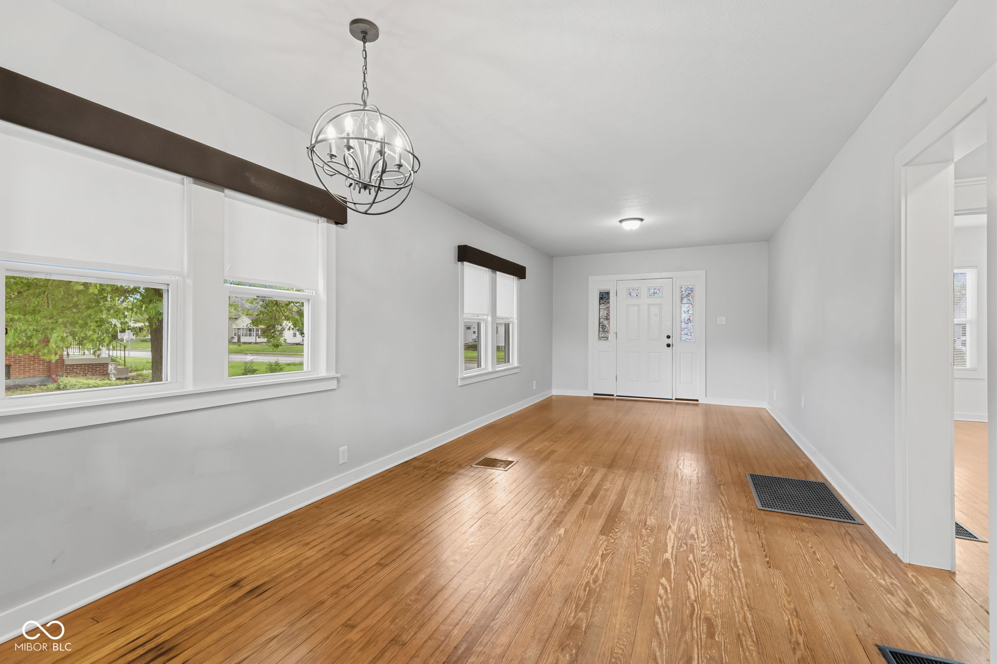 331 N 17th Avenue