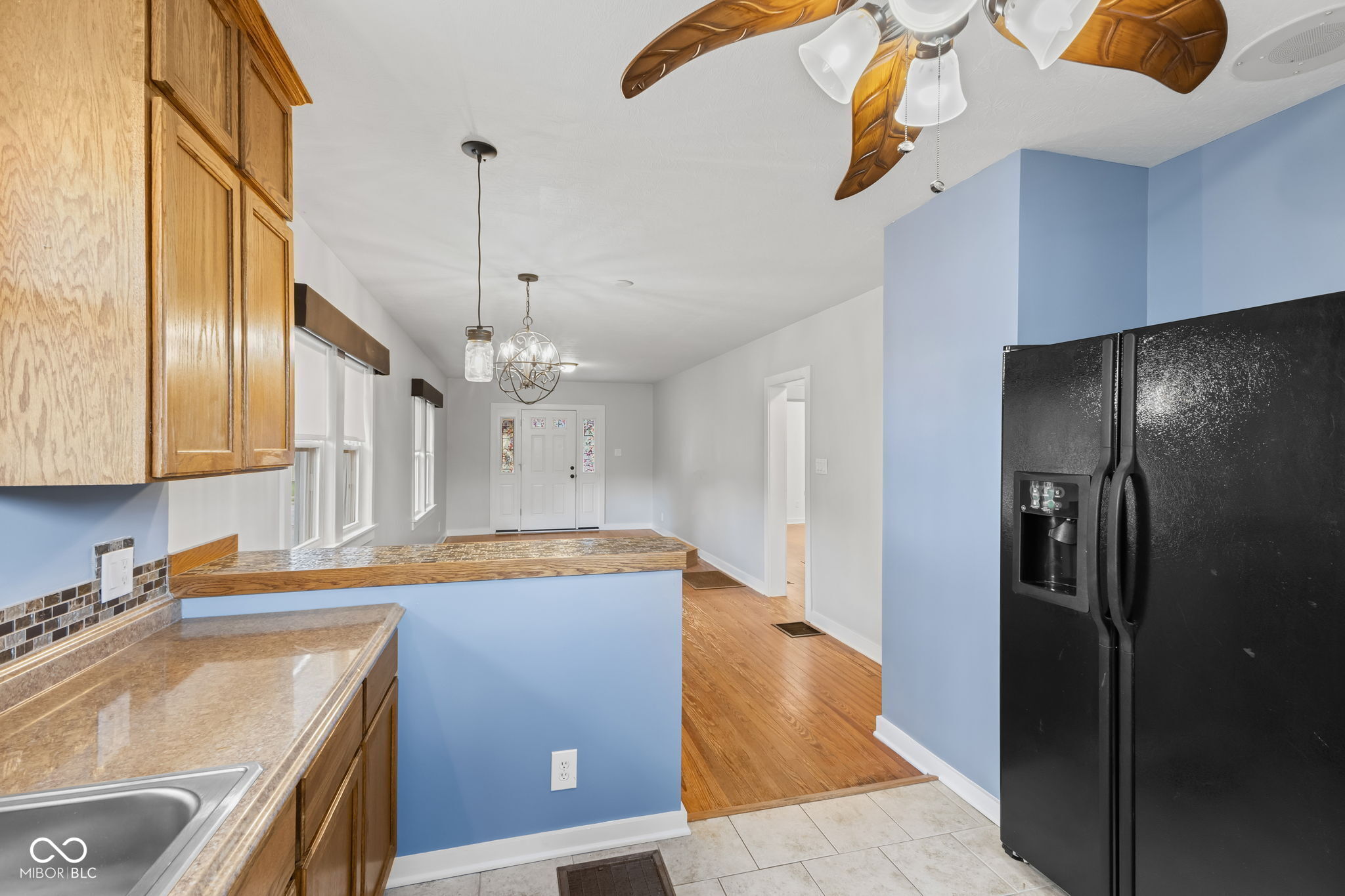 331 N 17th Avenue