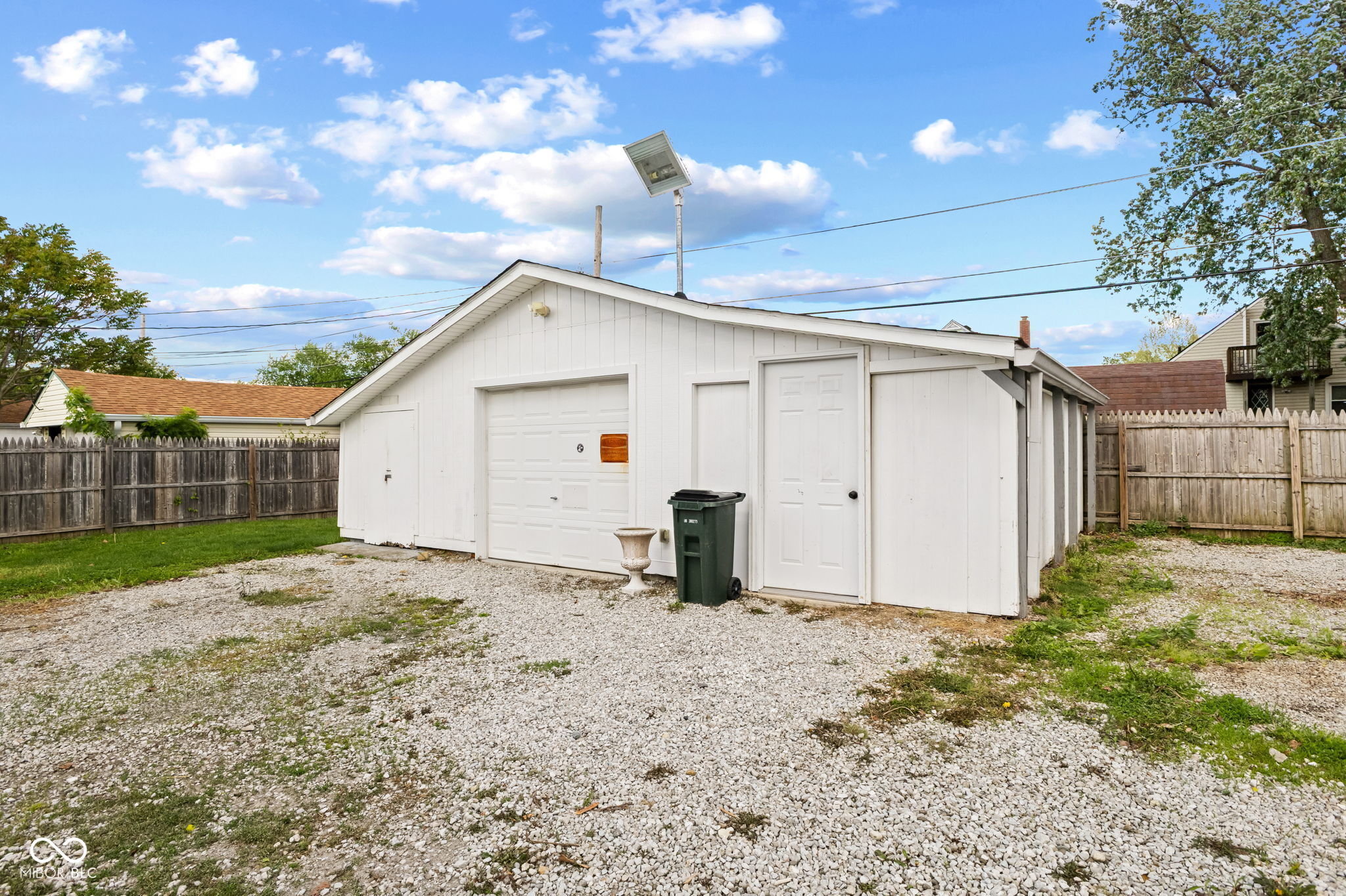 331 N 17th Avenue