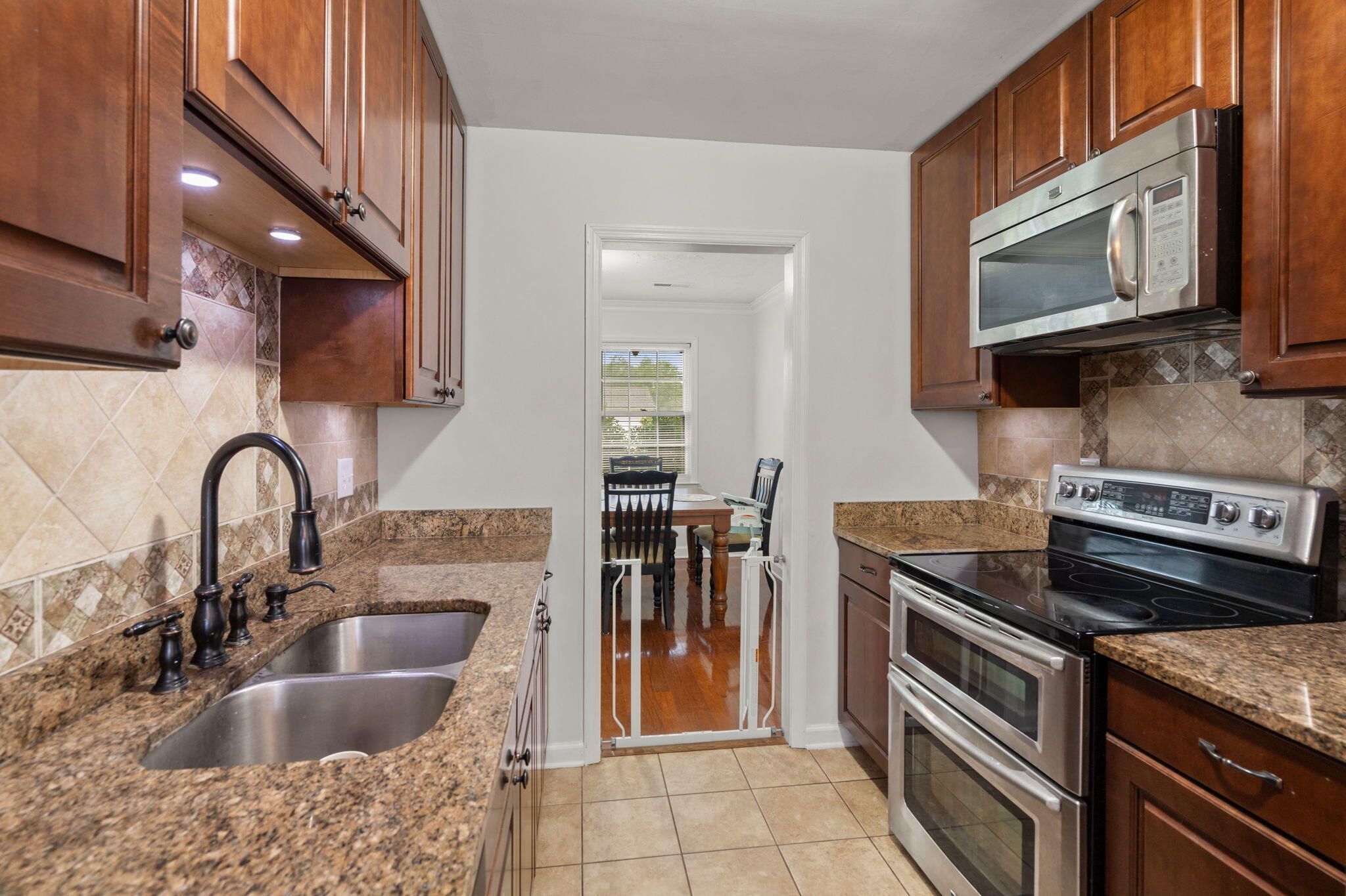 112 Kennington Drive