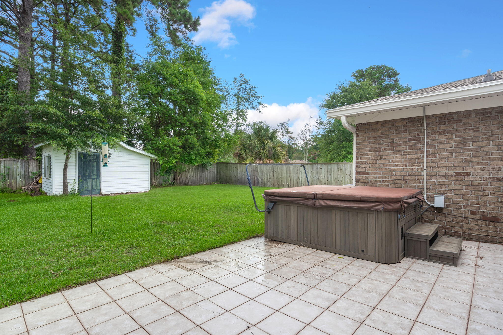 112 Kennington Drive