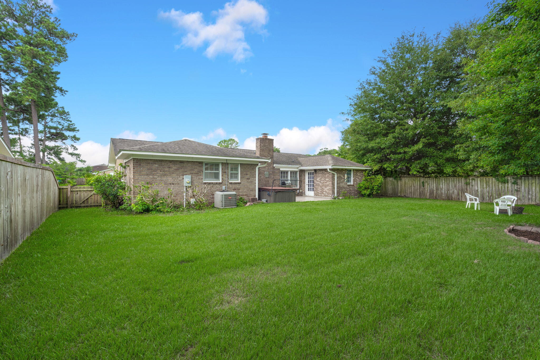 112 Kennington Drive