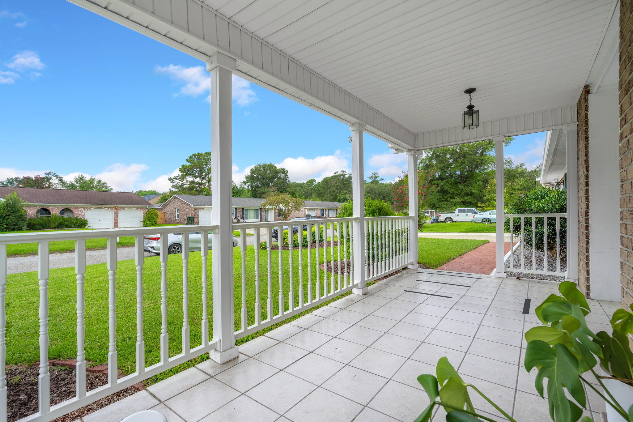 112 Kennington Drive