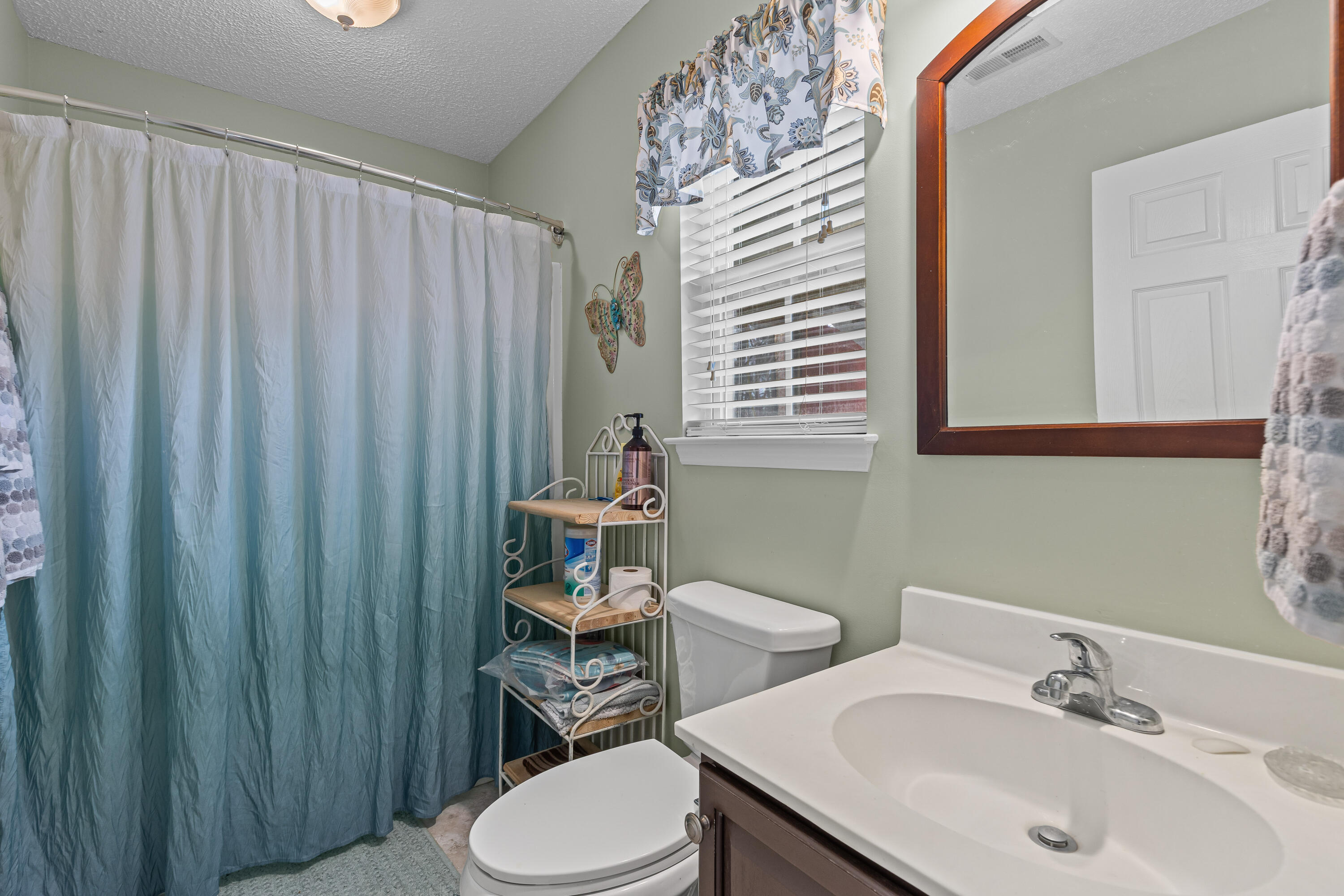 1037 Cobblestone Boulevard