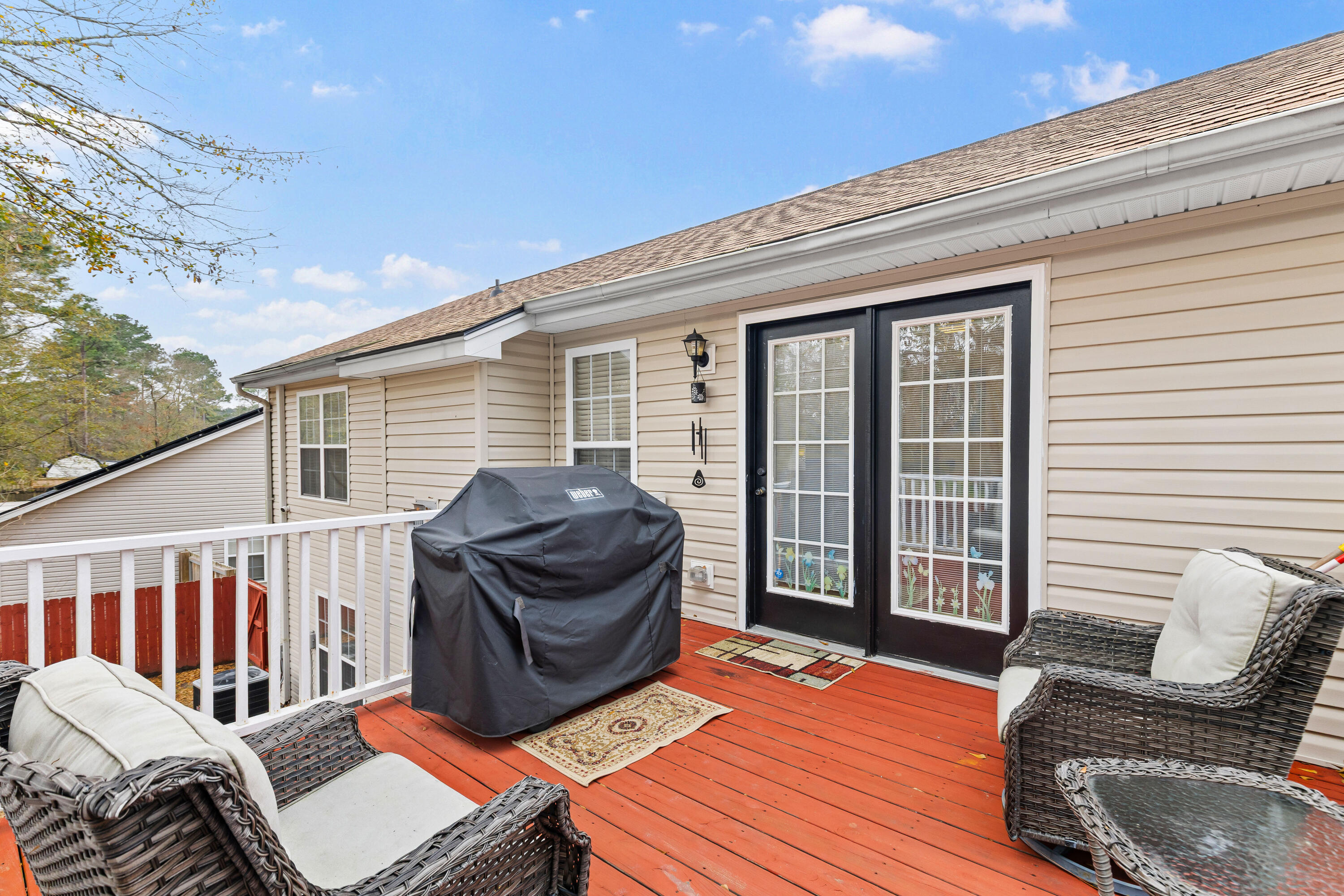 1037 Cobblestone Boulevard