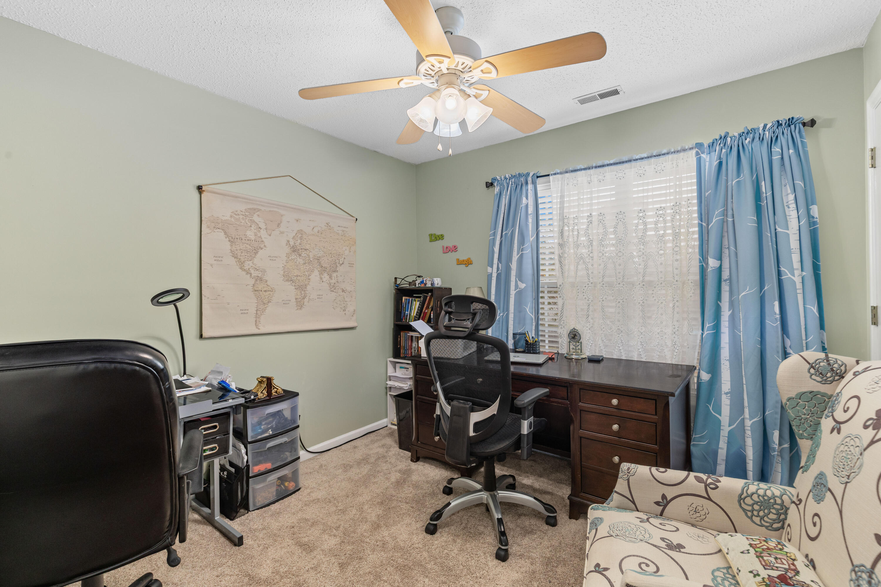 1037 Cobblestone Boulevard