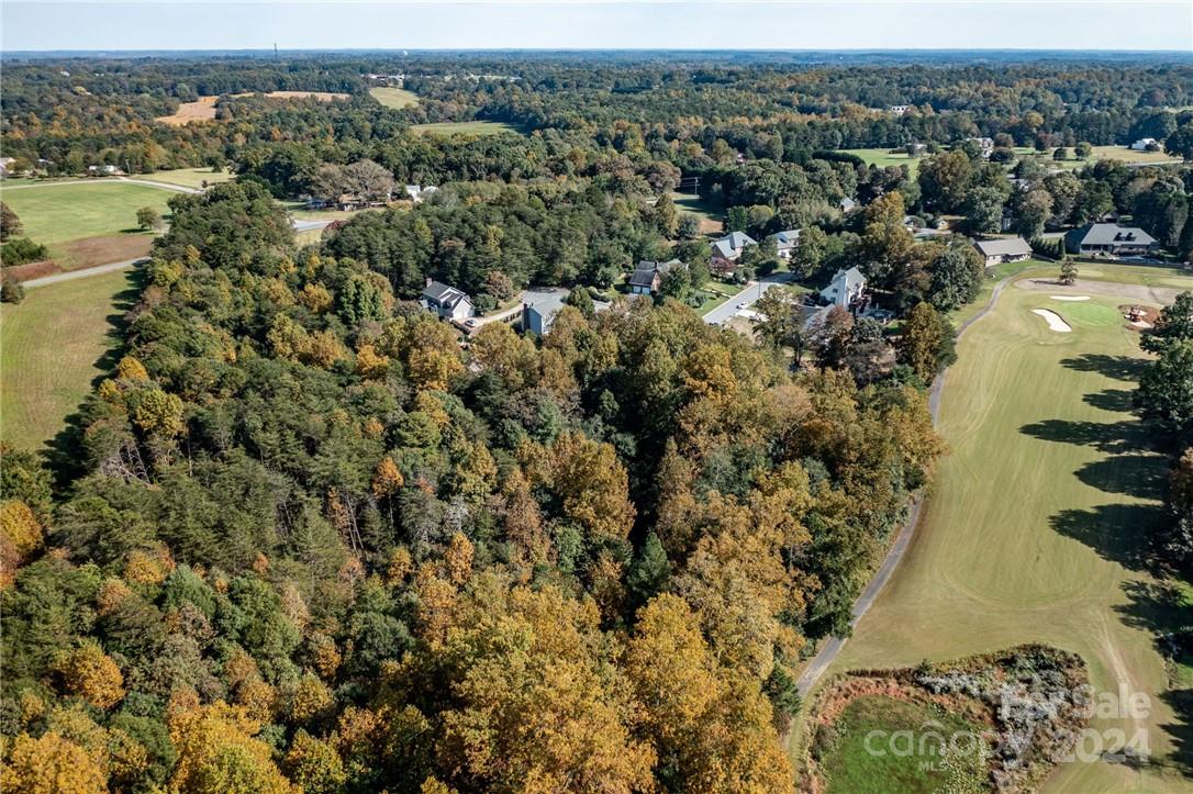 4953 Elmhurst Drive NE