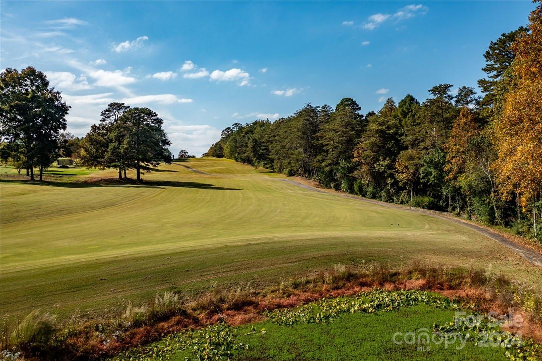 4953 Elmhurst Drive NE