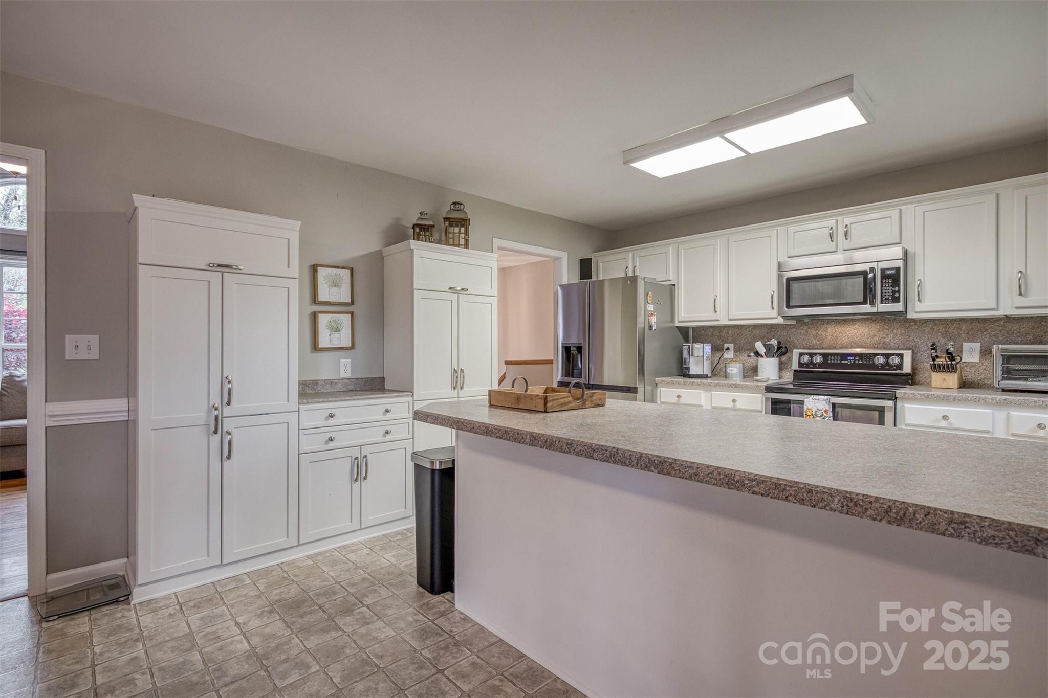 3704 25th Street Place NE