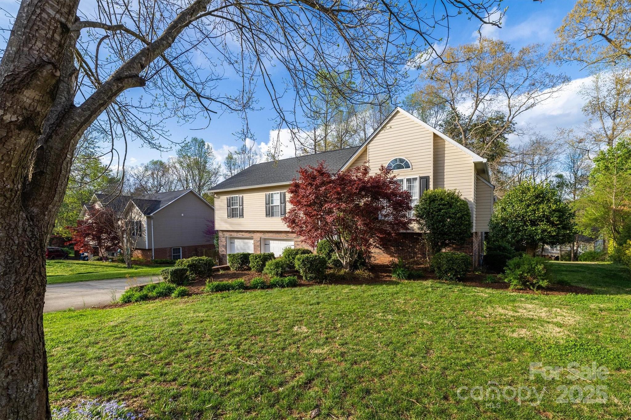 3704 25th Street Place NE